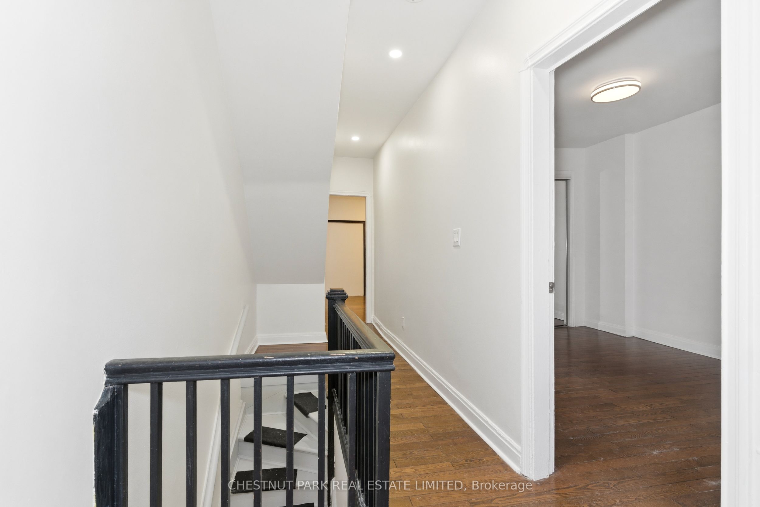 41 Roncesvalles Avenue Property Photo 17