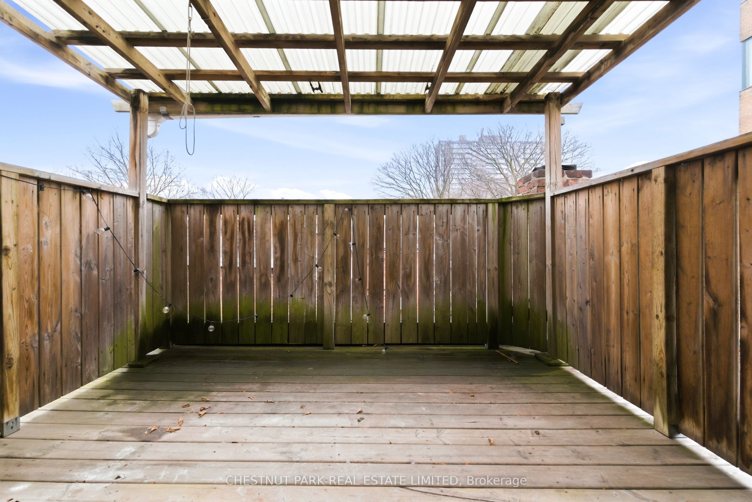 41 Roncesvalles Avenue Property Photo 25