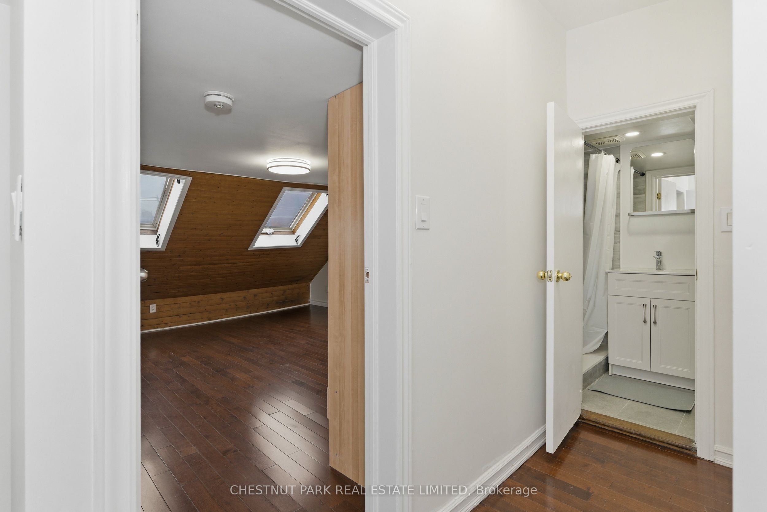 41 Roncesvalles Avenue Property Photo 26
