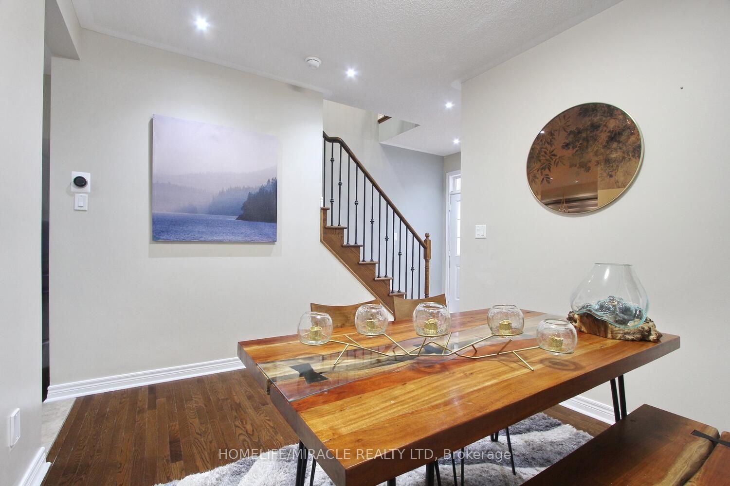 11 Bluffmeadow Street Property Photo 8