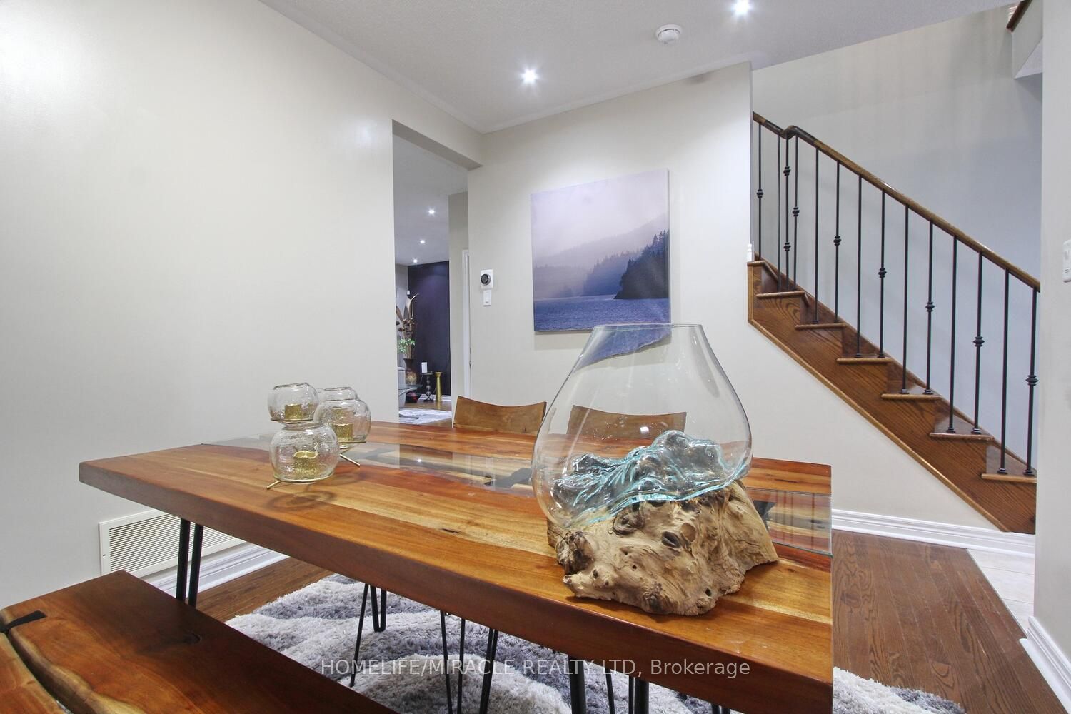 11 Bluffmeadow Street Property Photo 9
