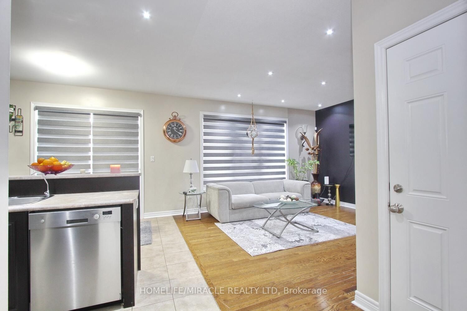 11 Bluffmeadow Street Property Photo 10