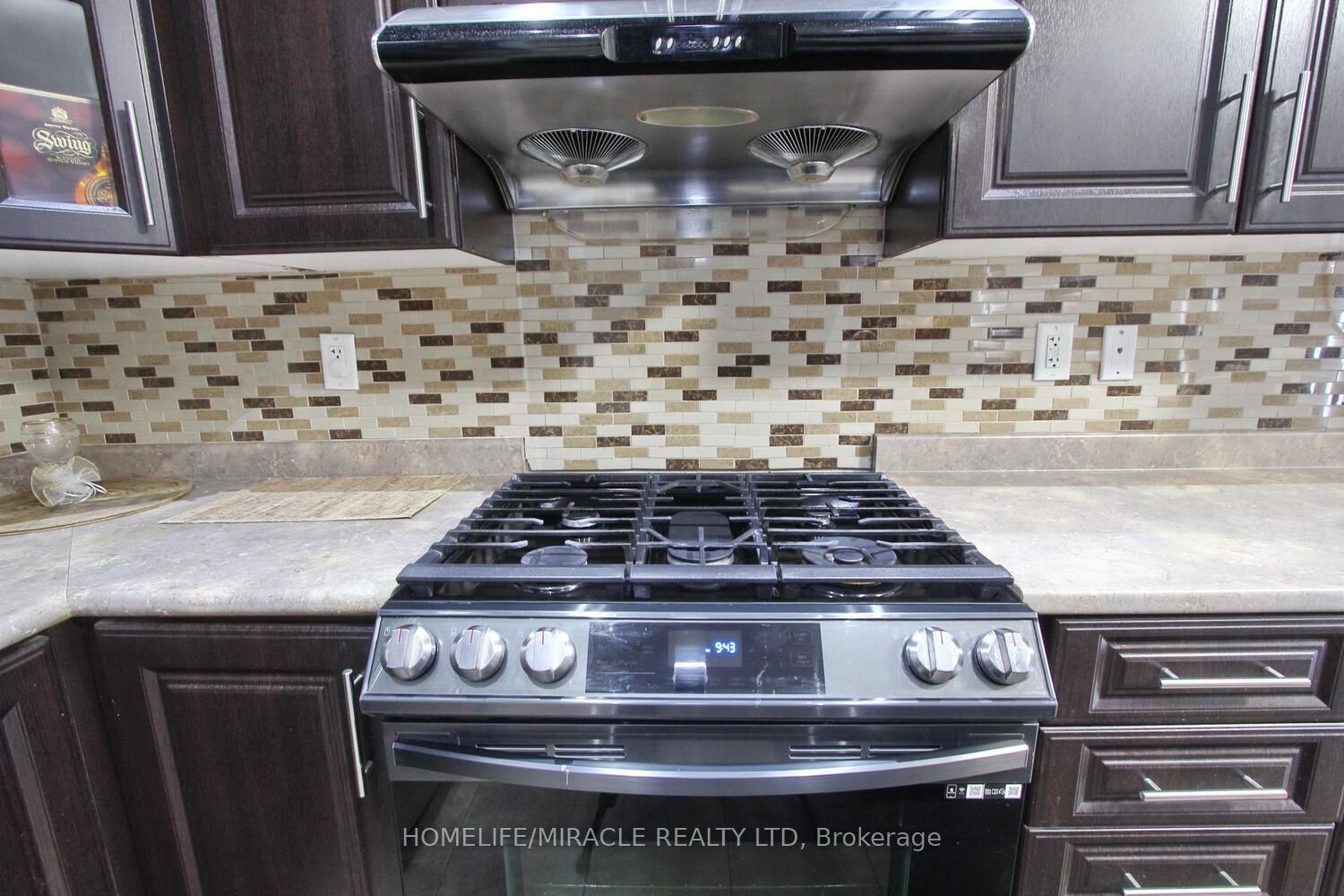 11 Bluffmeadow Street Property Photo 19