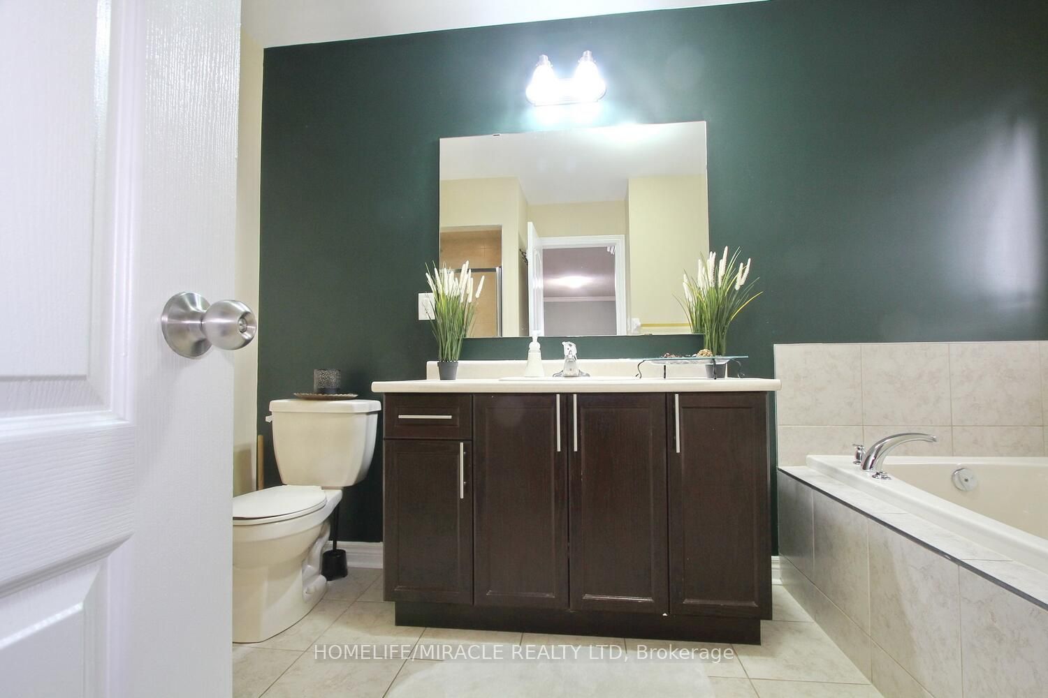 11 Bluffmeadow Street Property Photo 27