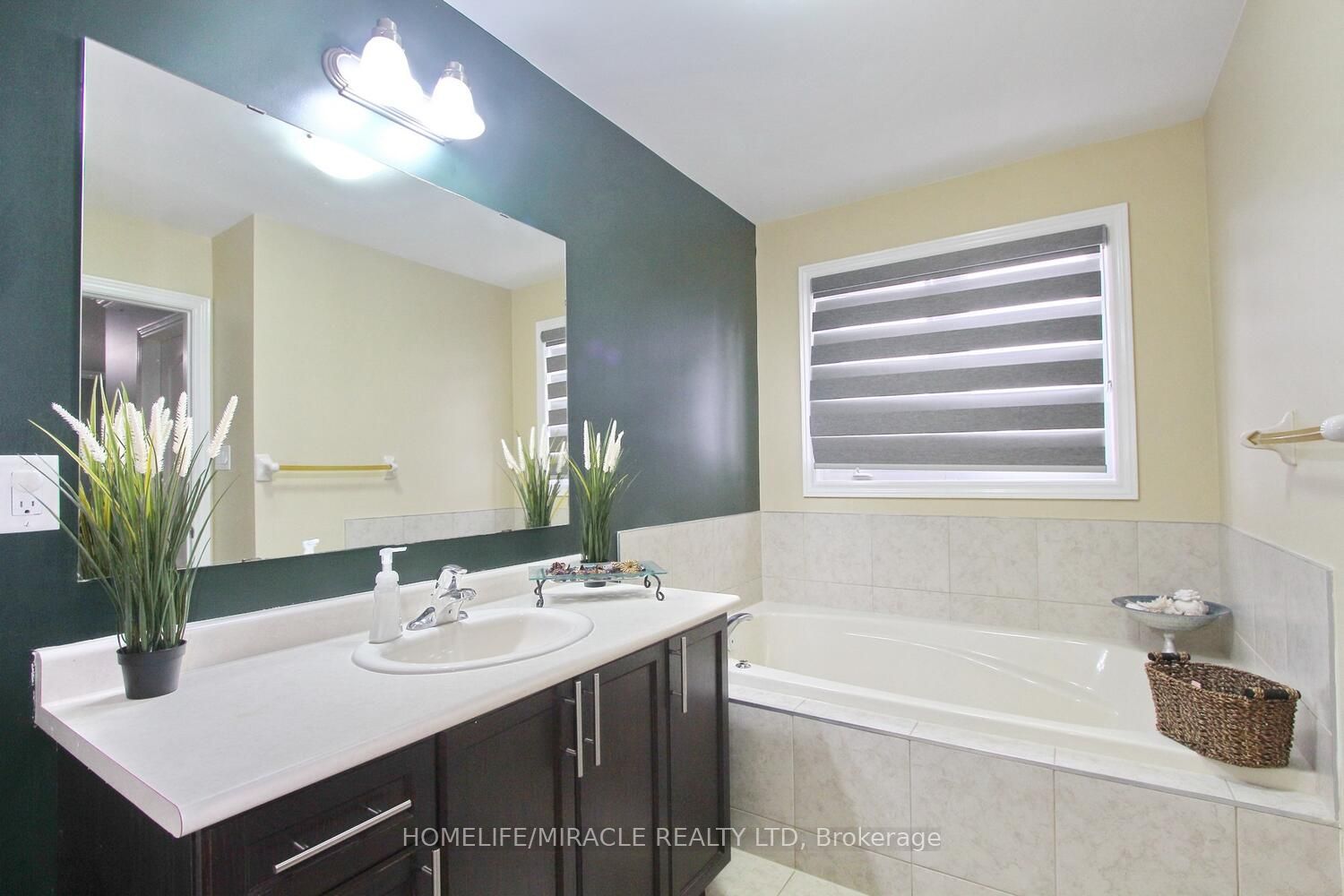 11 Bluffmeadow Street Property Photo 29