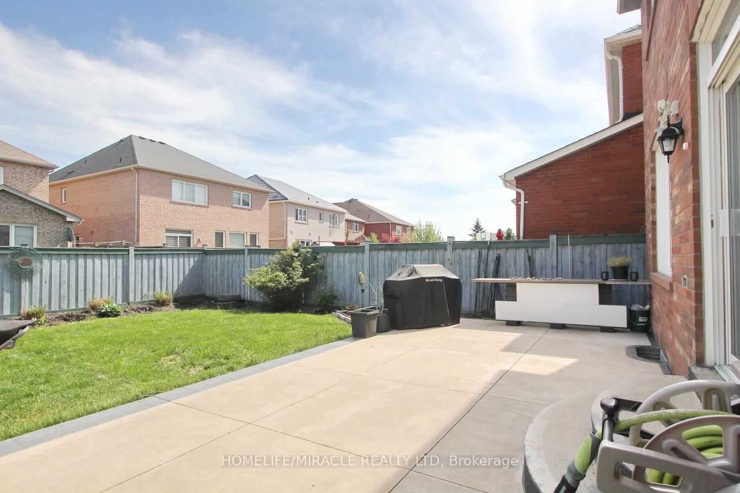 11 Bluffmeadow Street Property Photo 45