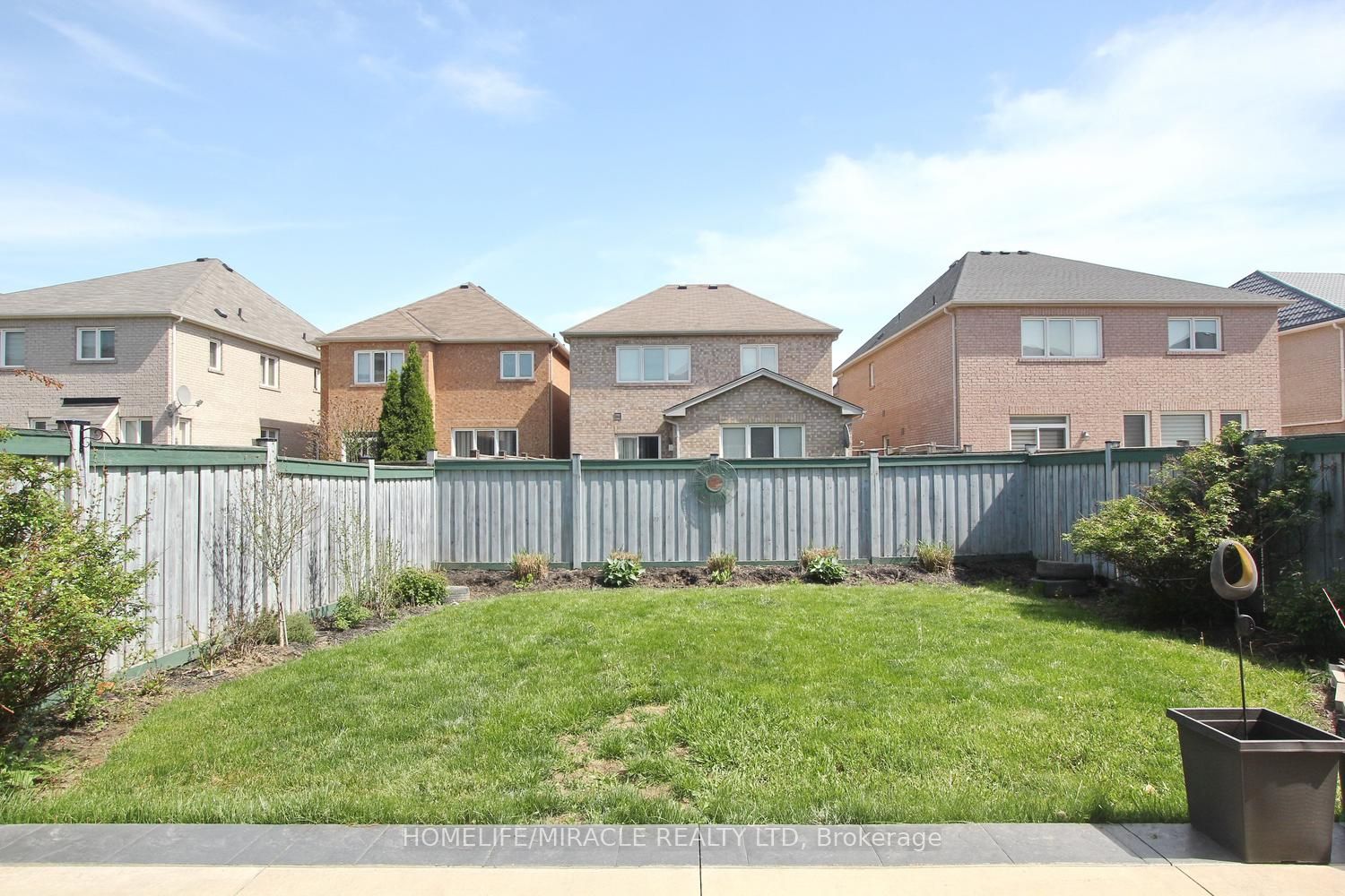 11 Bluffmeadow Street Property Photo 46