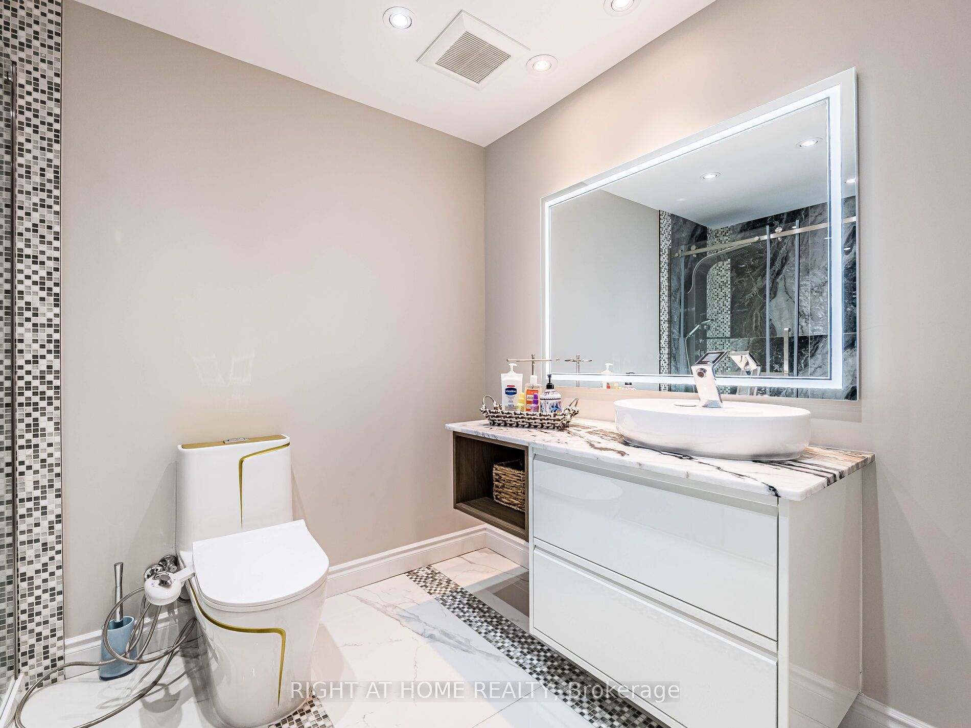3176 Stocksbridge Avenue Property Photo 45