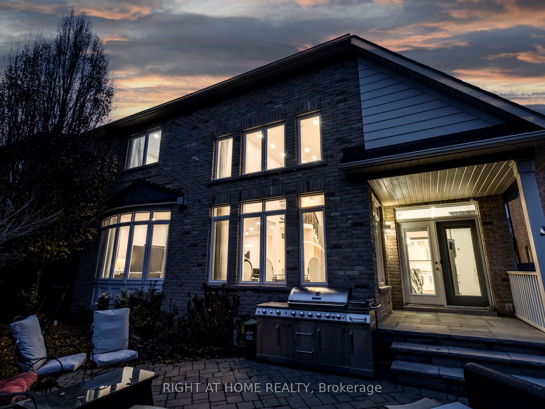 3176 Stocksbridge Avenue Property Photo 49