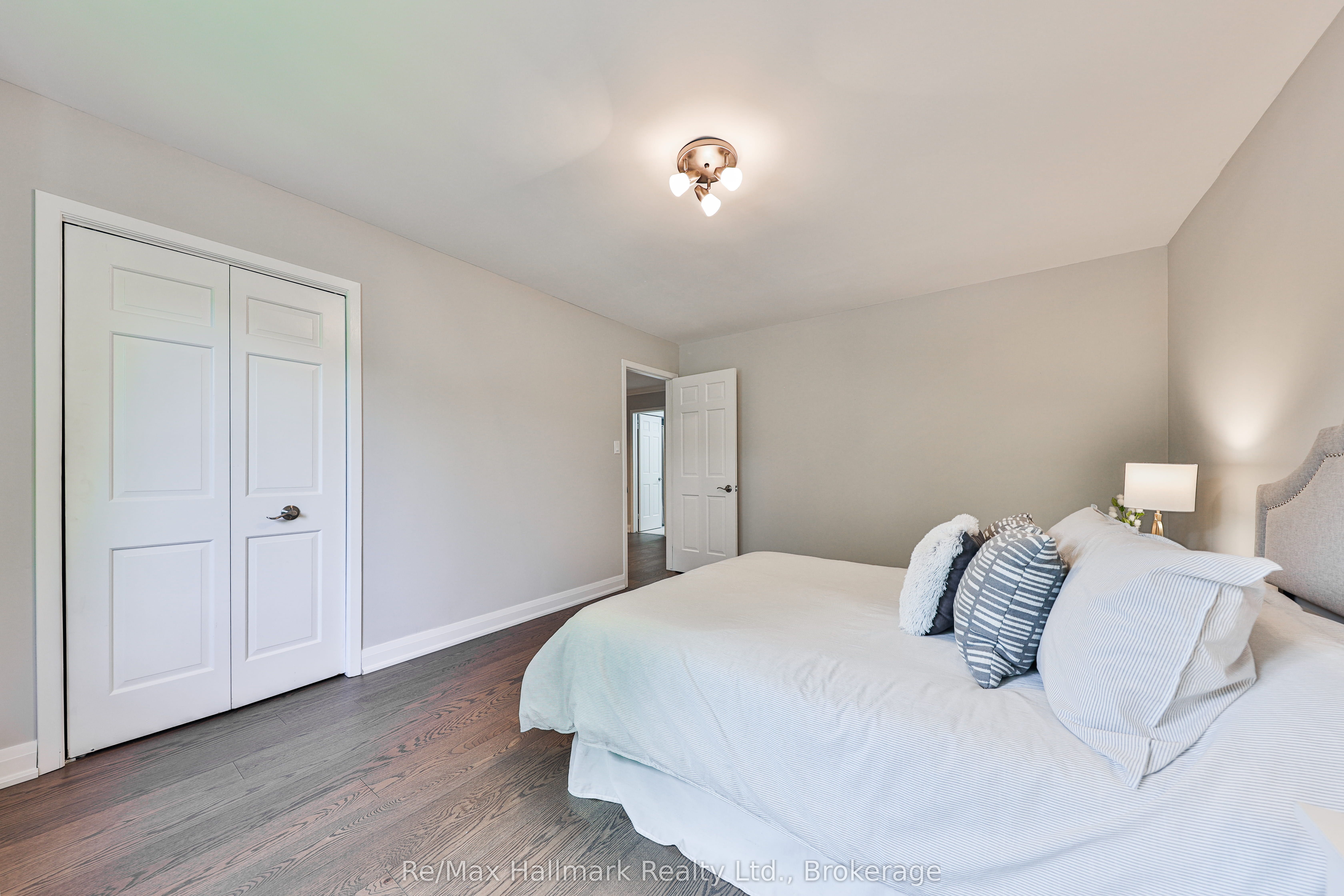 2255 Bethnal Green Road Property Photo 33