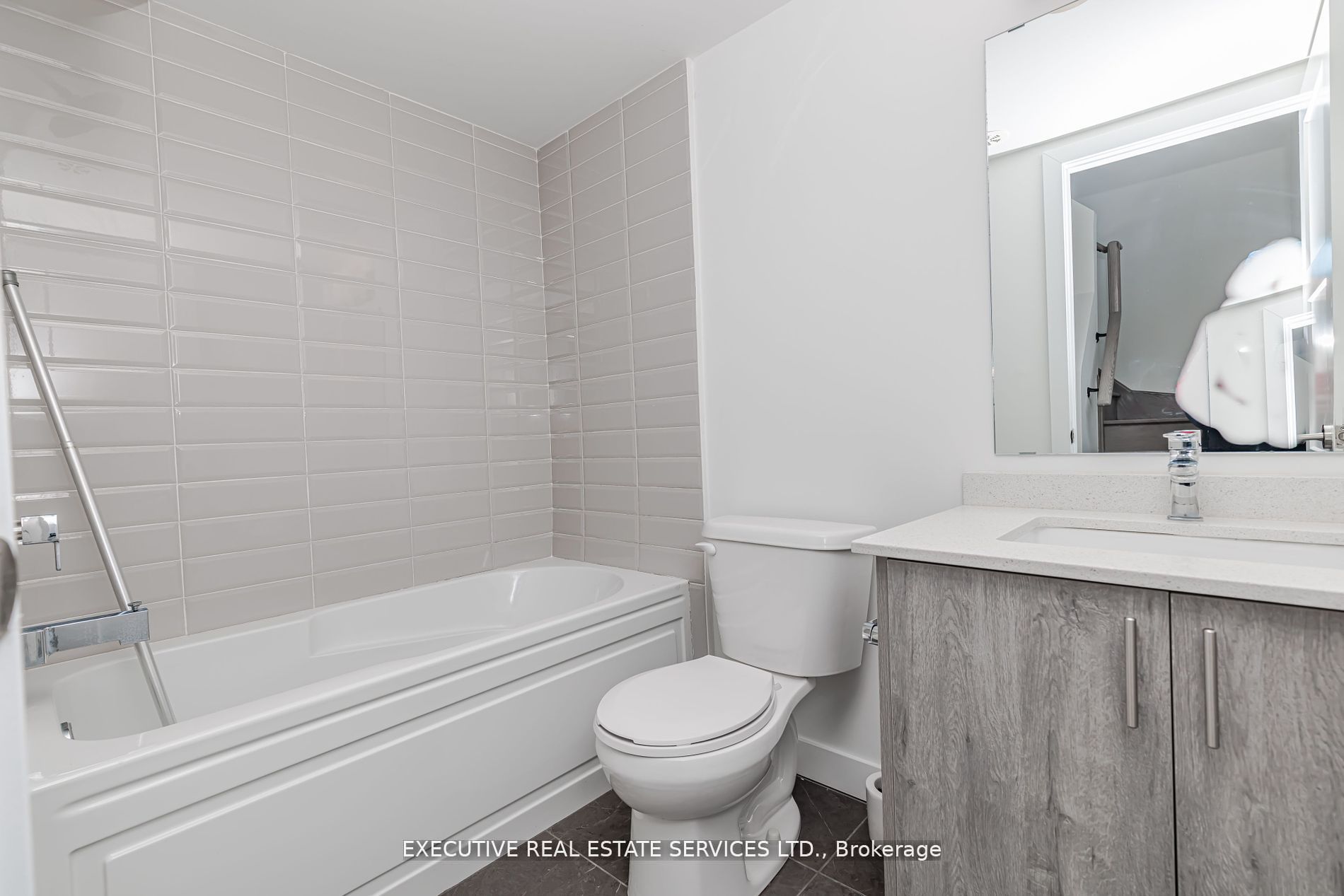 200 Malta Avenue 39 Property Photo 38