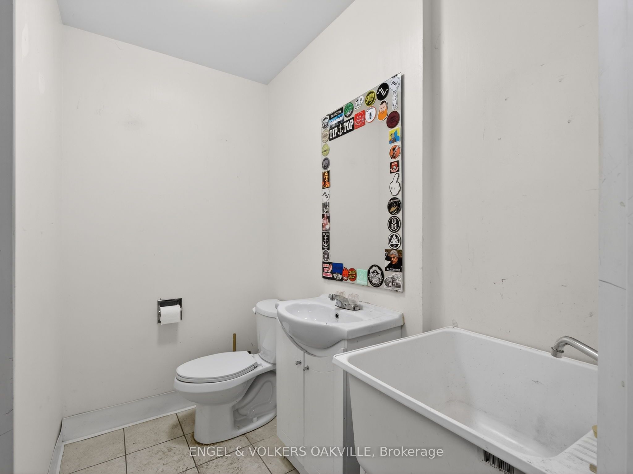 315a Lakeshore Road E Property Photo 23