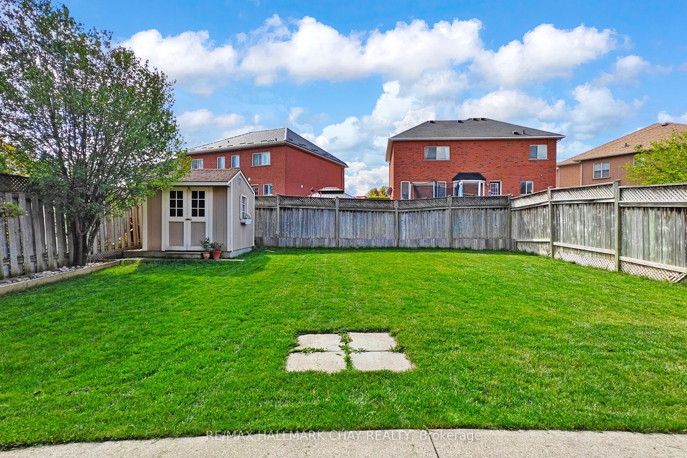 76 Cobblestone Court Property Photo 39