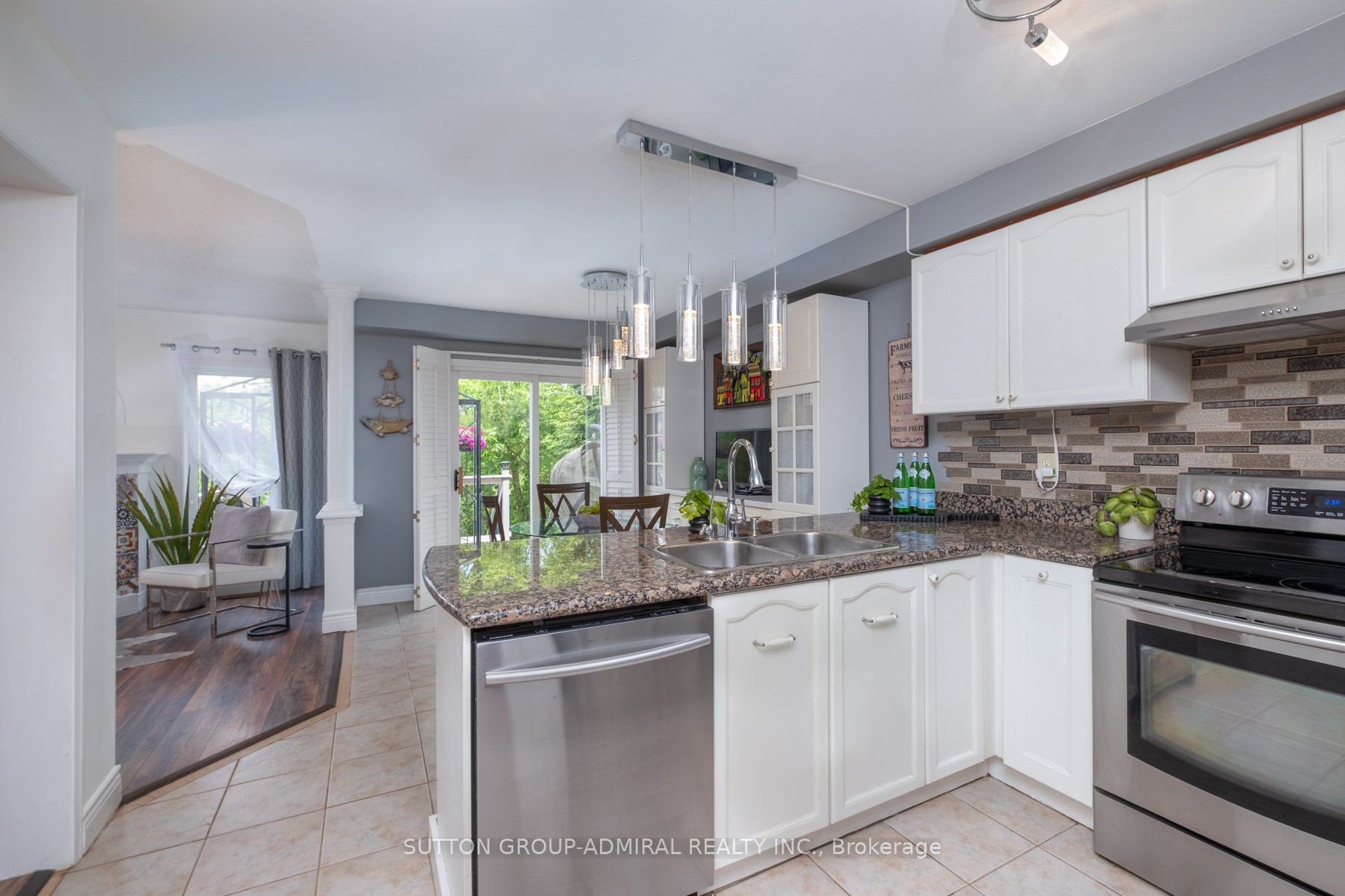 43 Crestridge Drive Property Photo 8