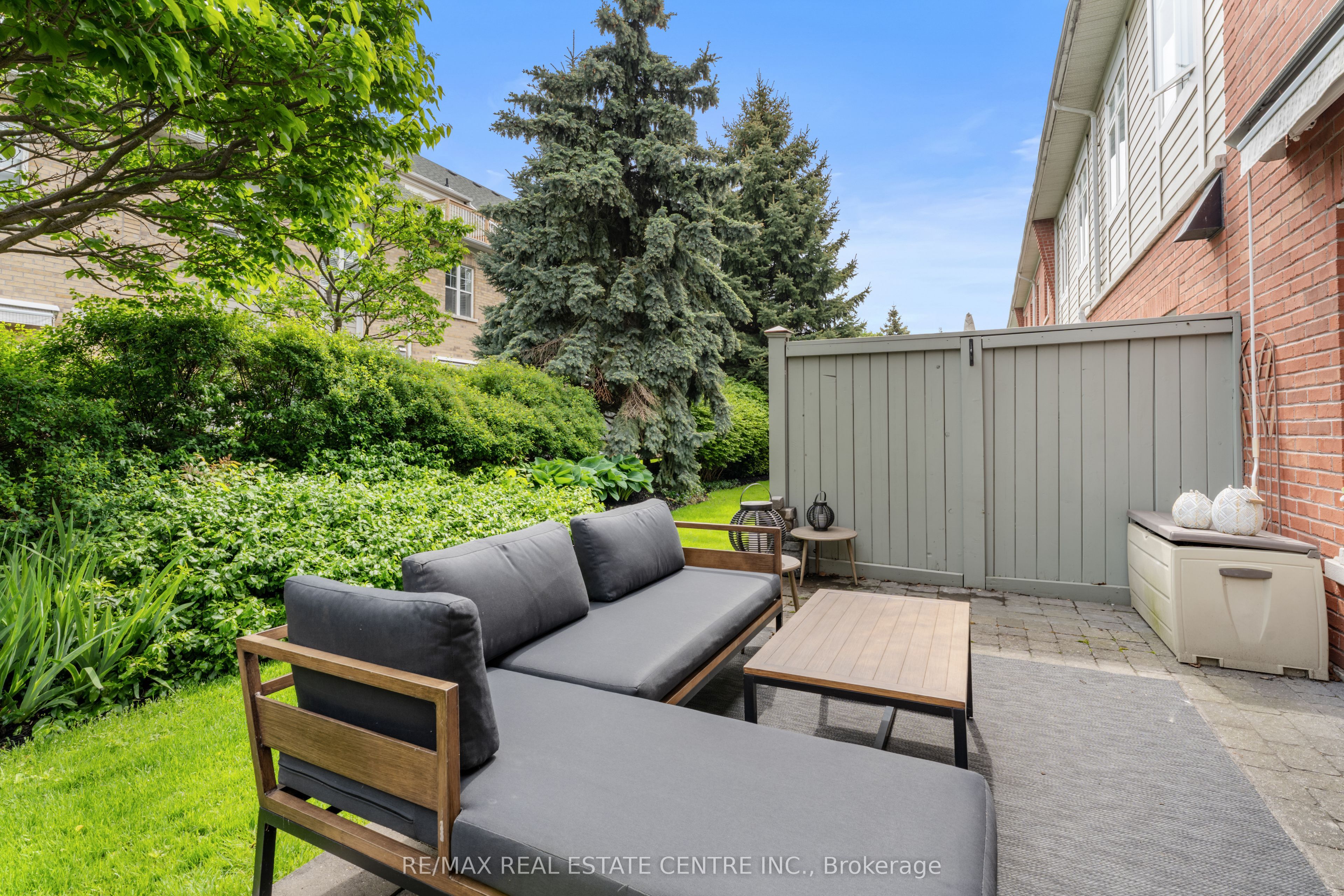 12 St Lawrence Drive Property Photo 17