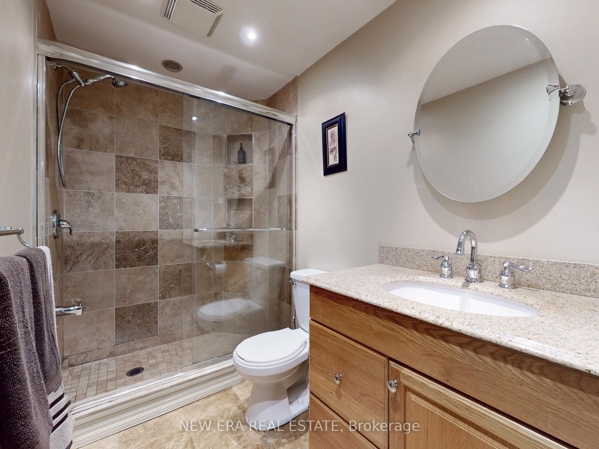 5380 Floral Hill Crescent Property Photo 35