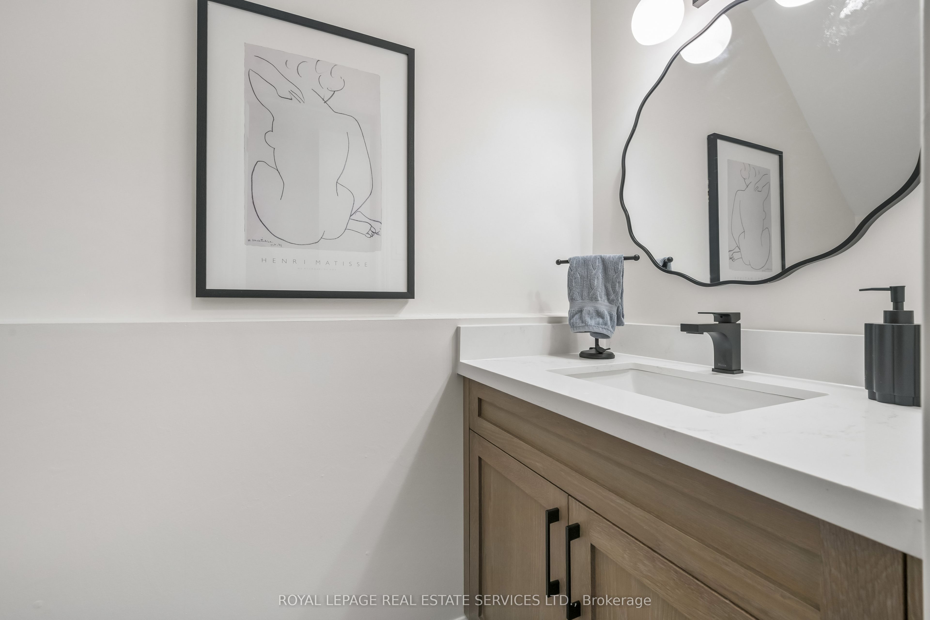 2222 Marine Drive 1 Property Photo 25