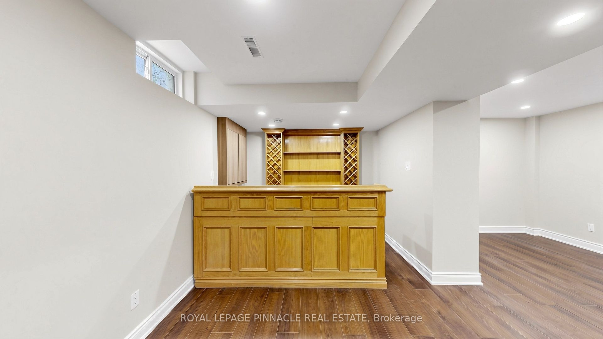 164 Anthony Avenue Property Photo 38