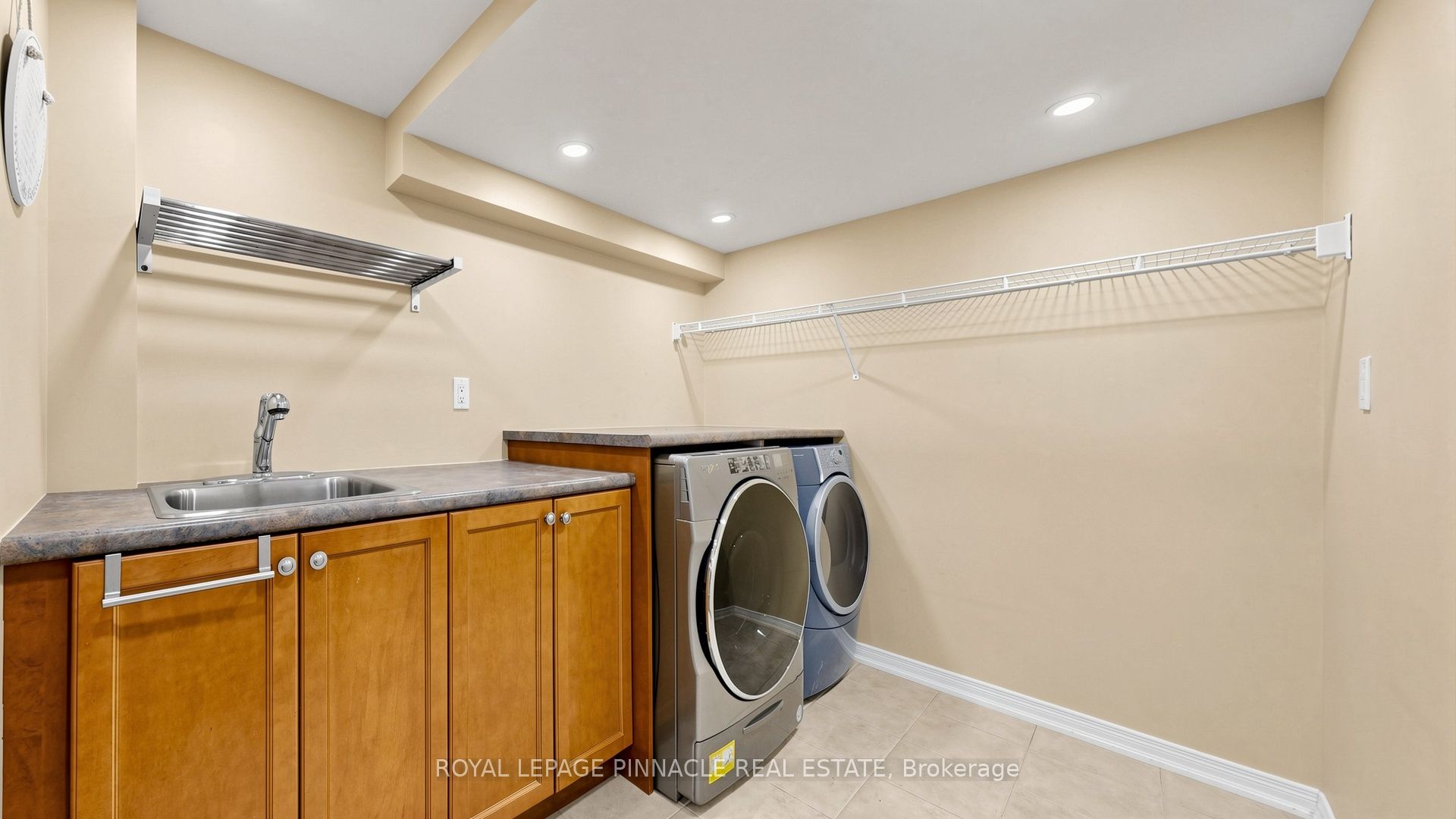 164 Anthony Avenue Property Photo 42