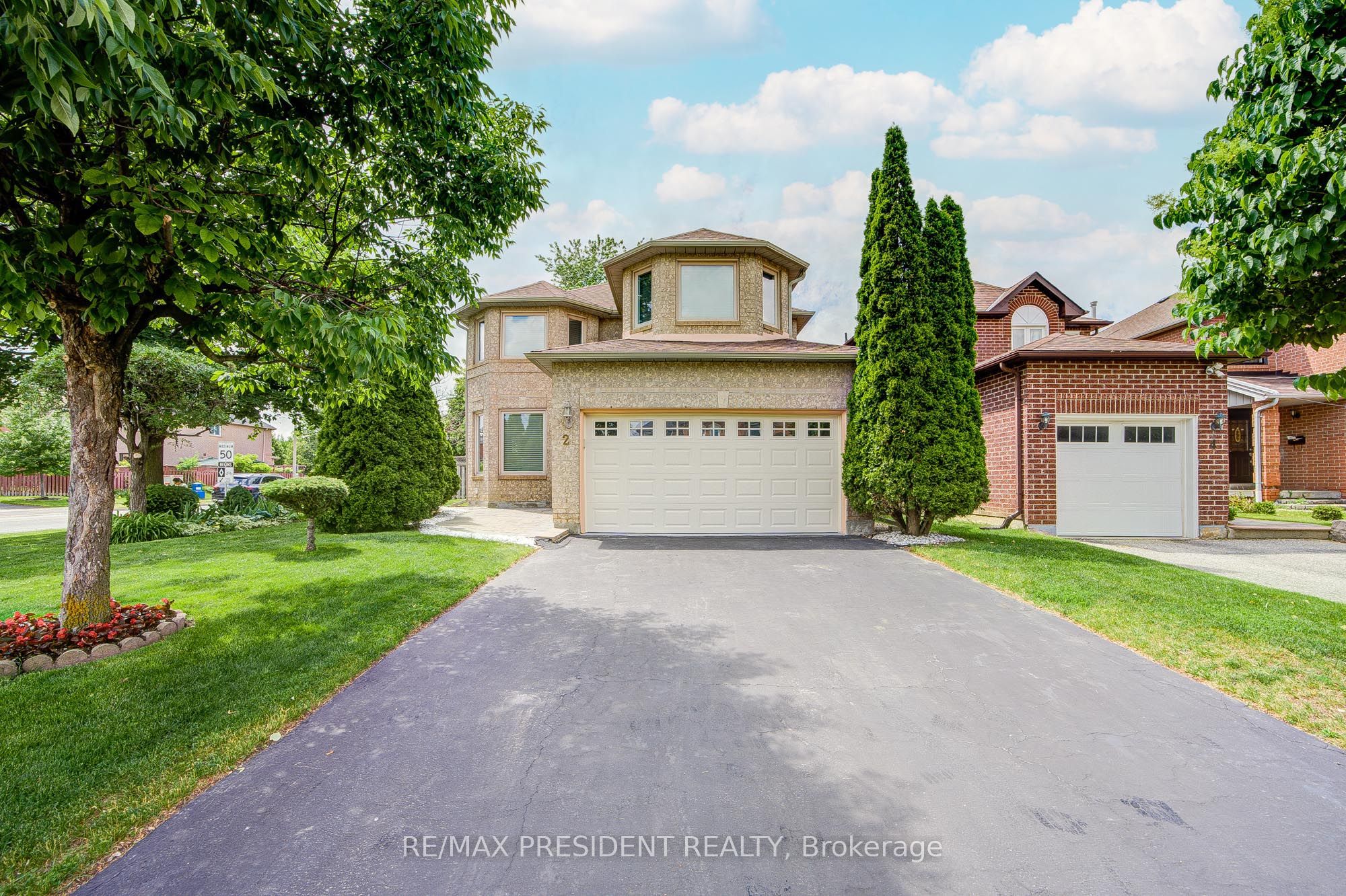 2 Banner Road Property Photo 2