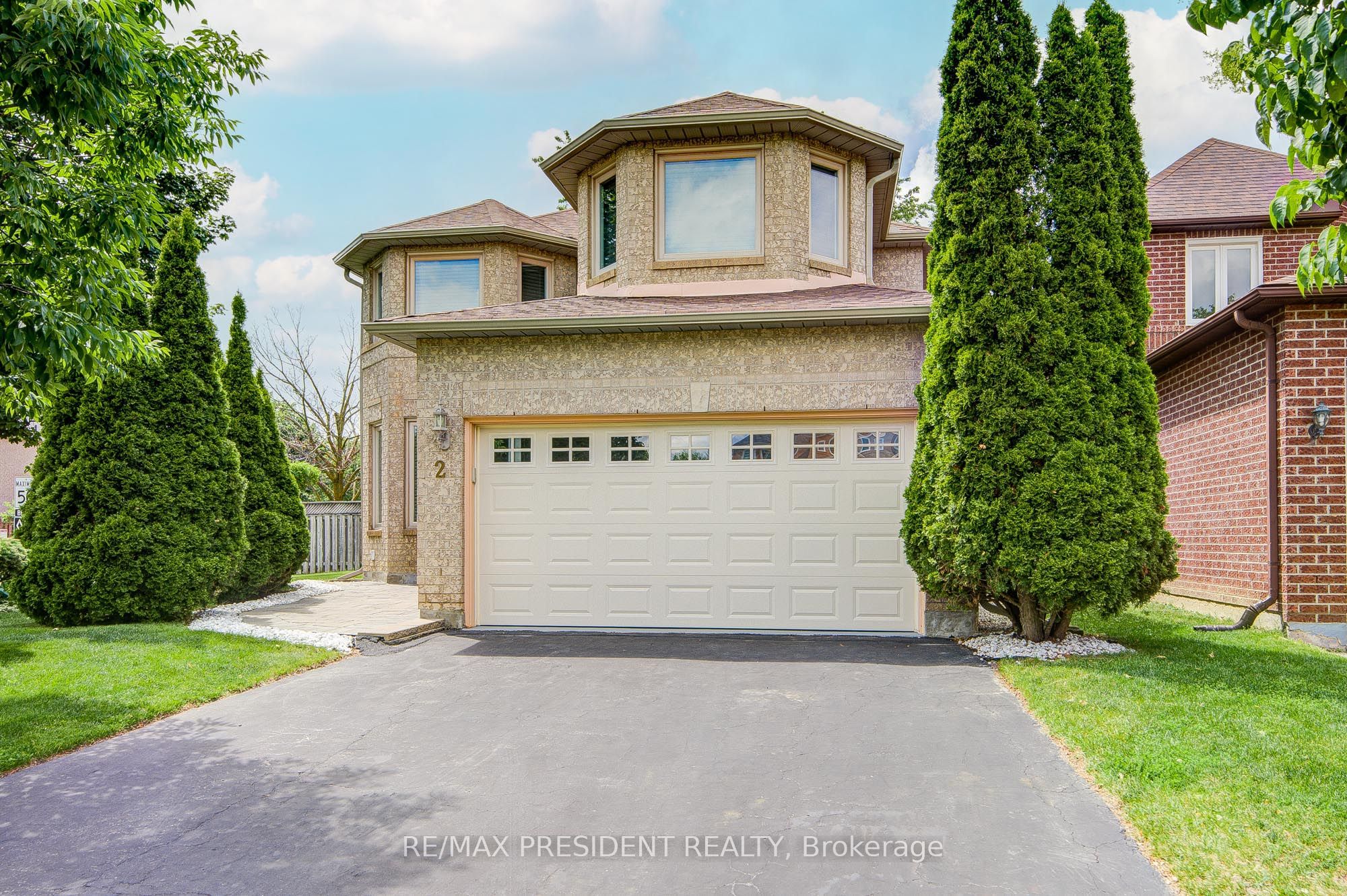 2 Banner Road Property Photo 4