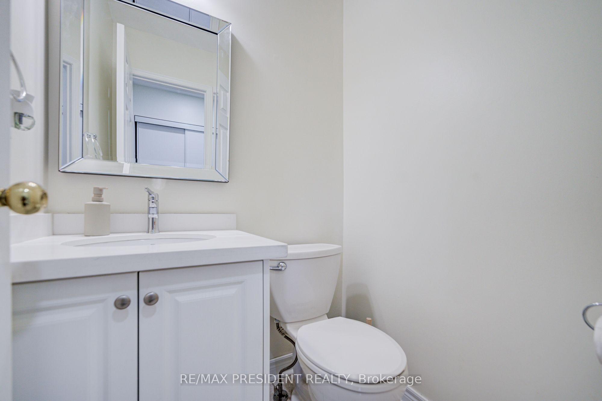 2 Banner Road Property Photo 30