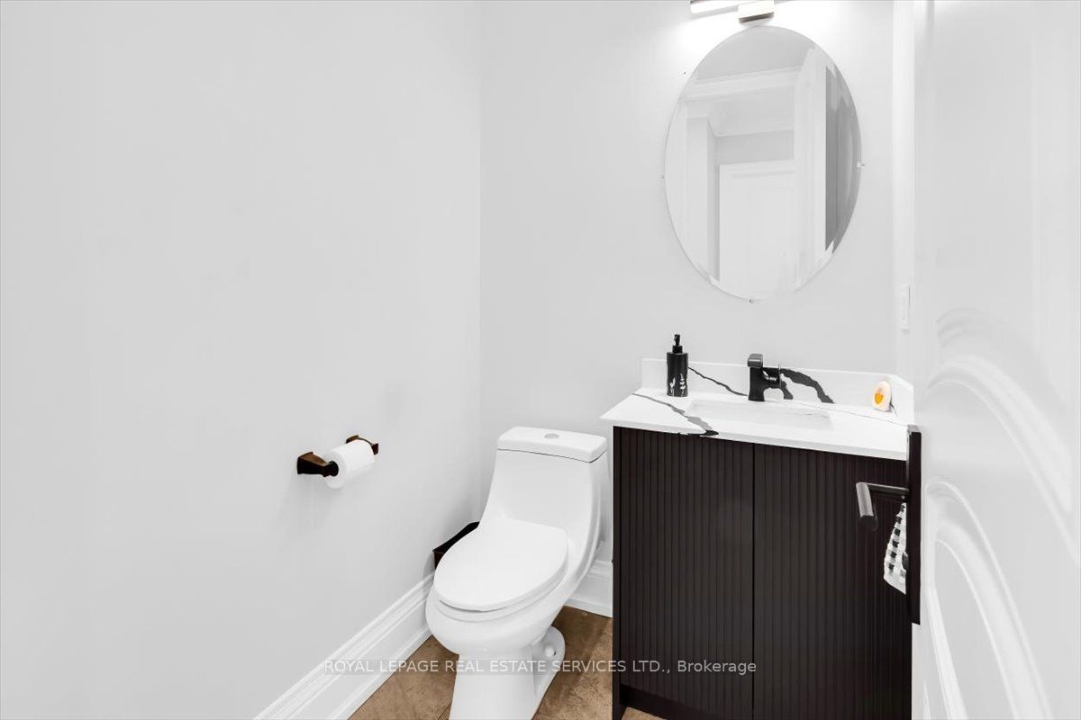 56 Battersea Crescent Property Photo 23