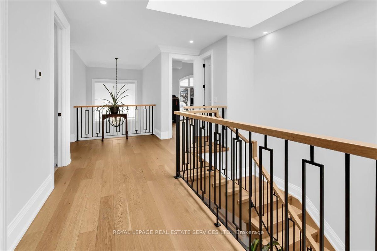 56 Battersea Crescent Property Photo 26