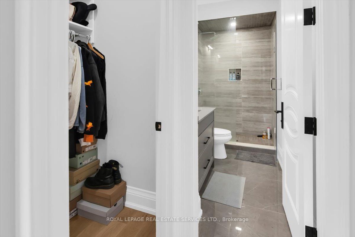 56 Battersea Crescent Property Photo 36