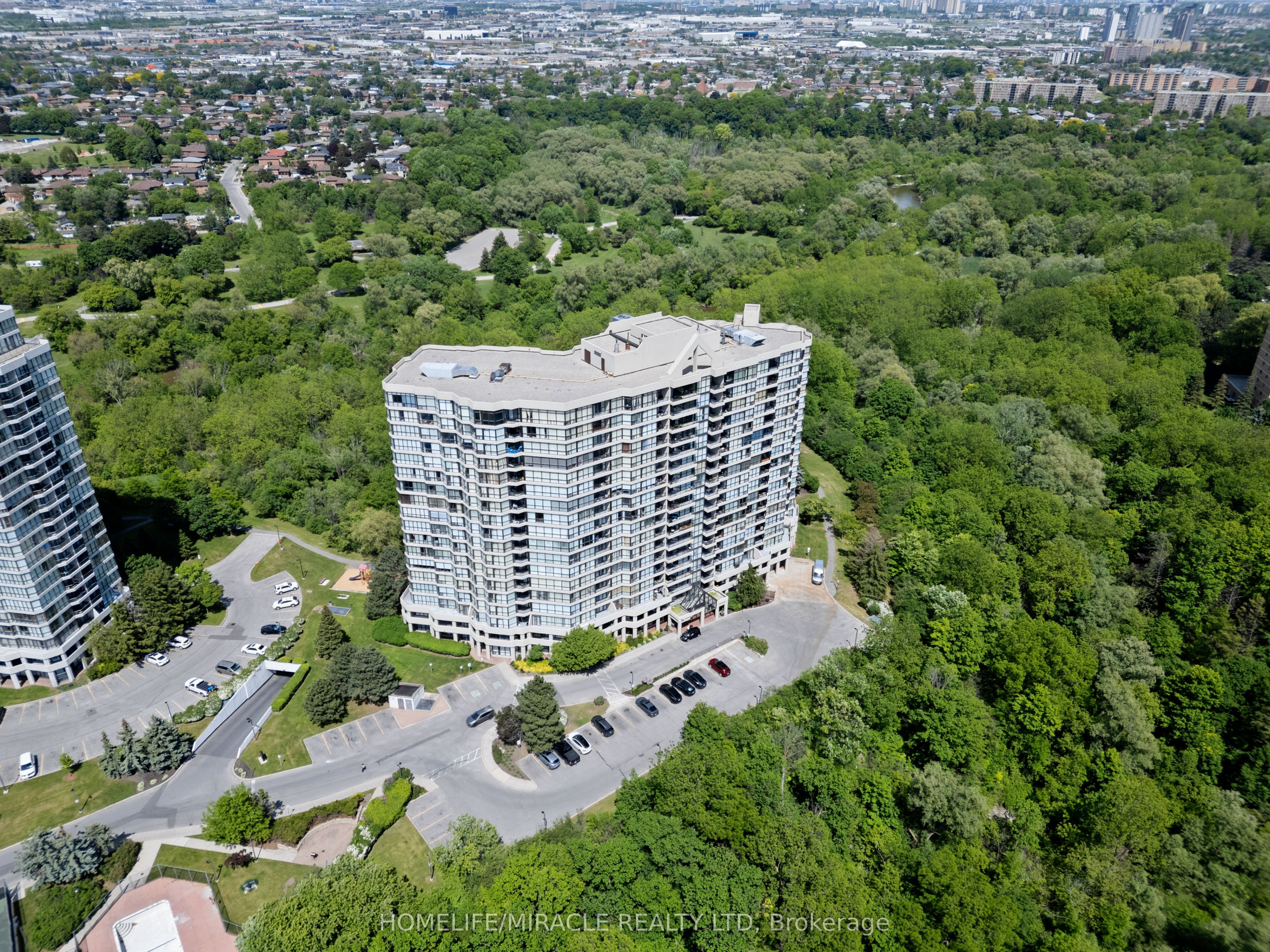 5 Rowntree Road 405 Property Photo 42