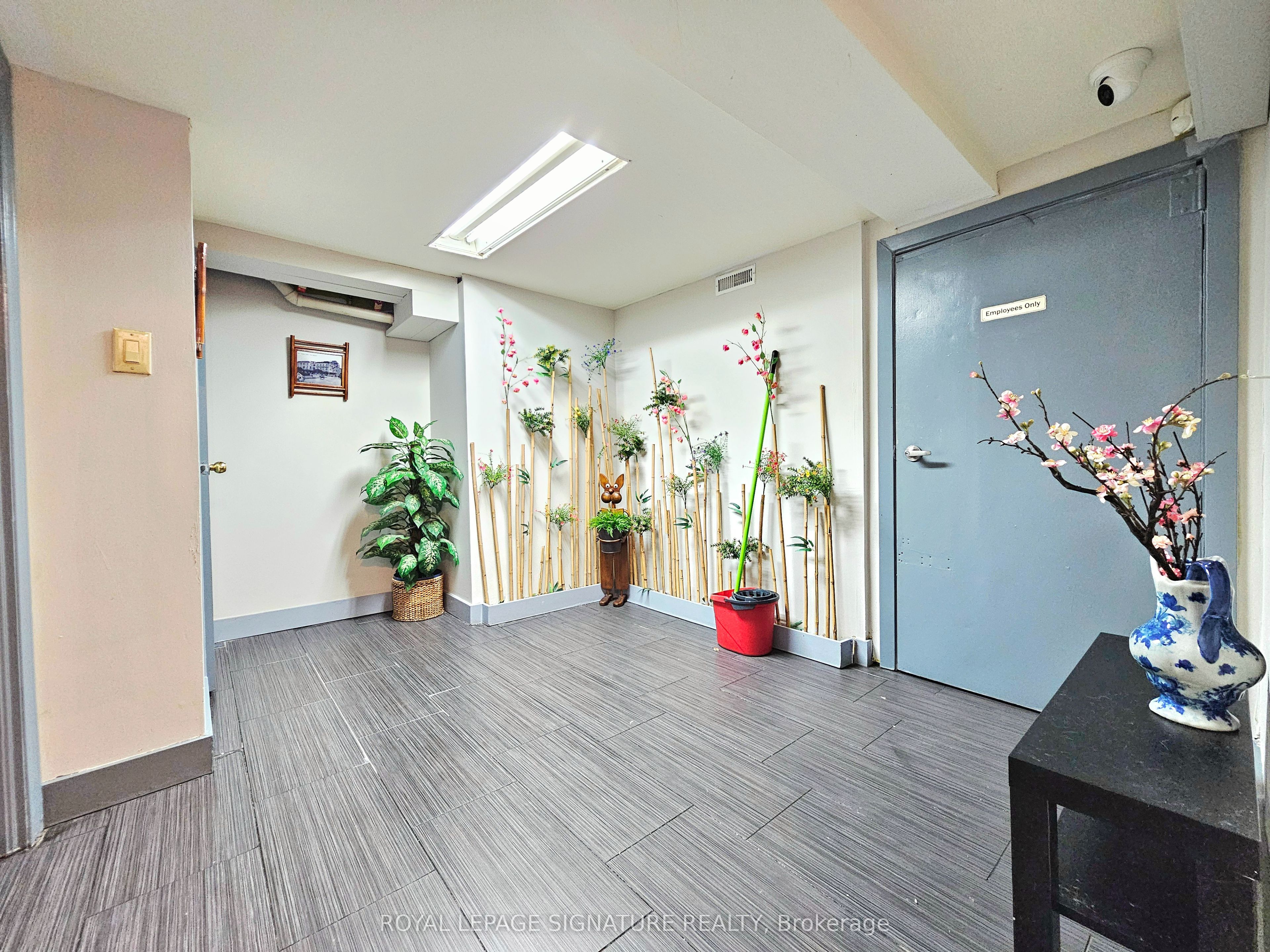 1768 St Clair Avenue W Property Photo 8