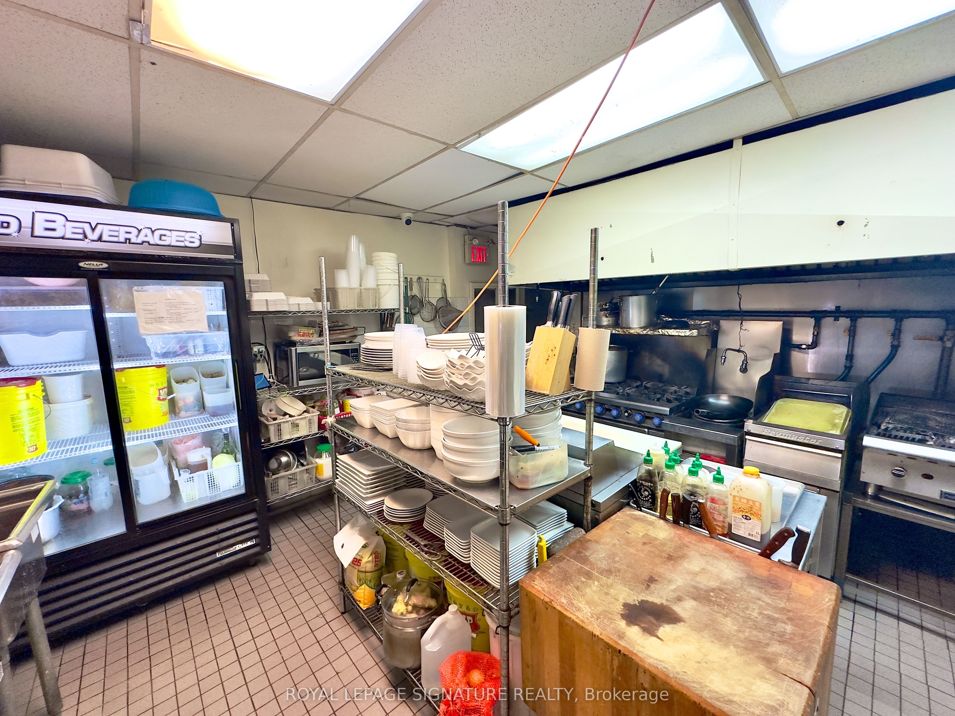 1768 St Clair Avenue W Property Photo 9