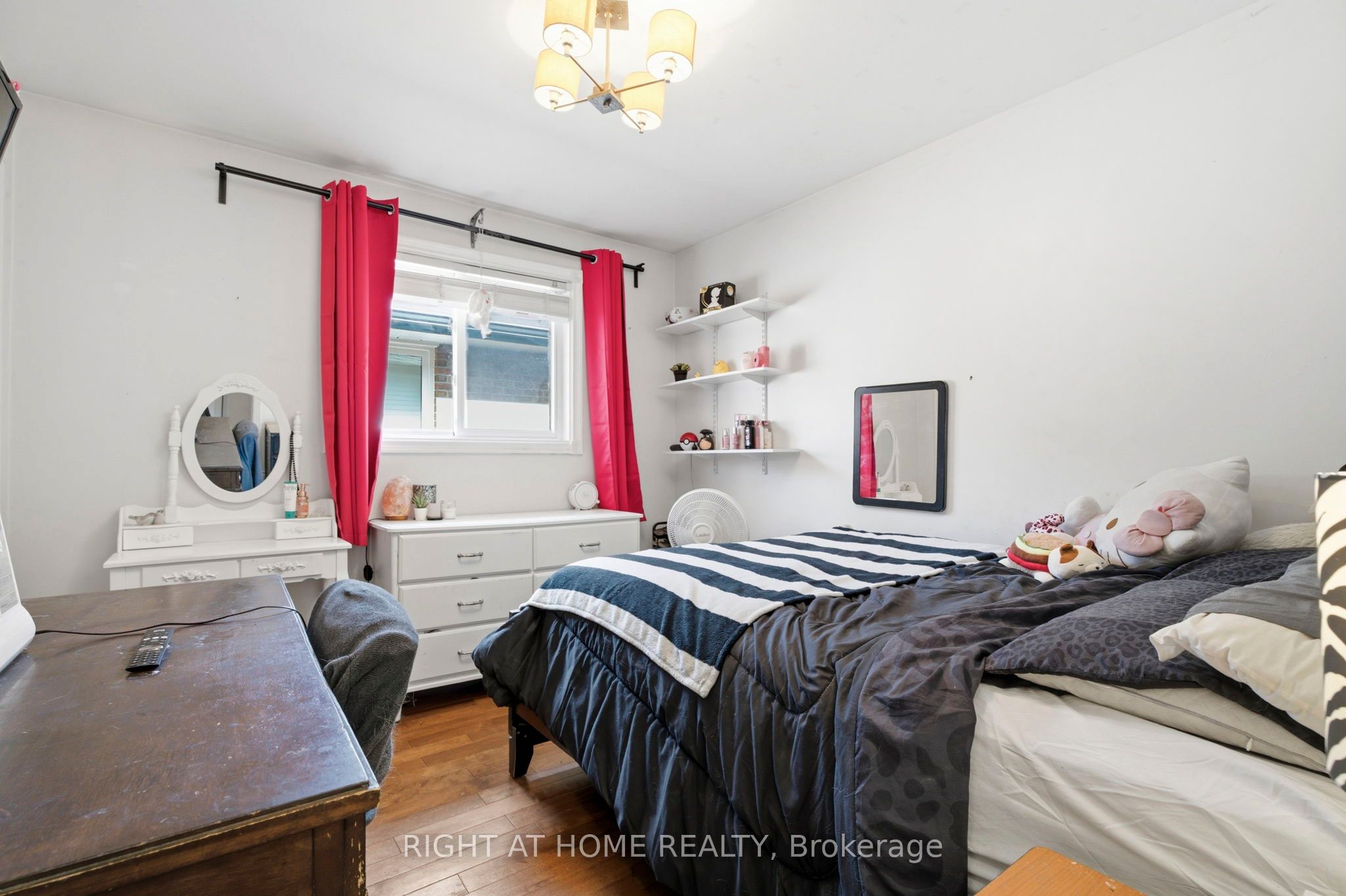 33 Benson Avenue Property Photo 16