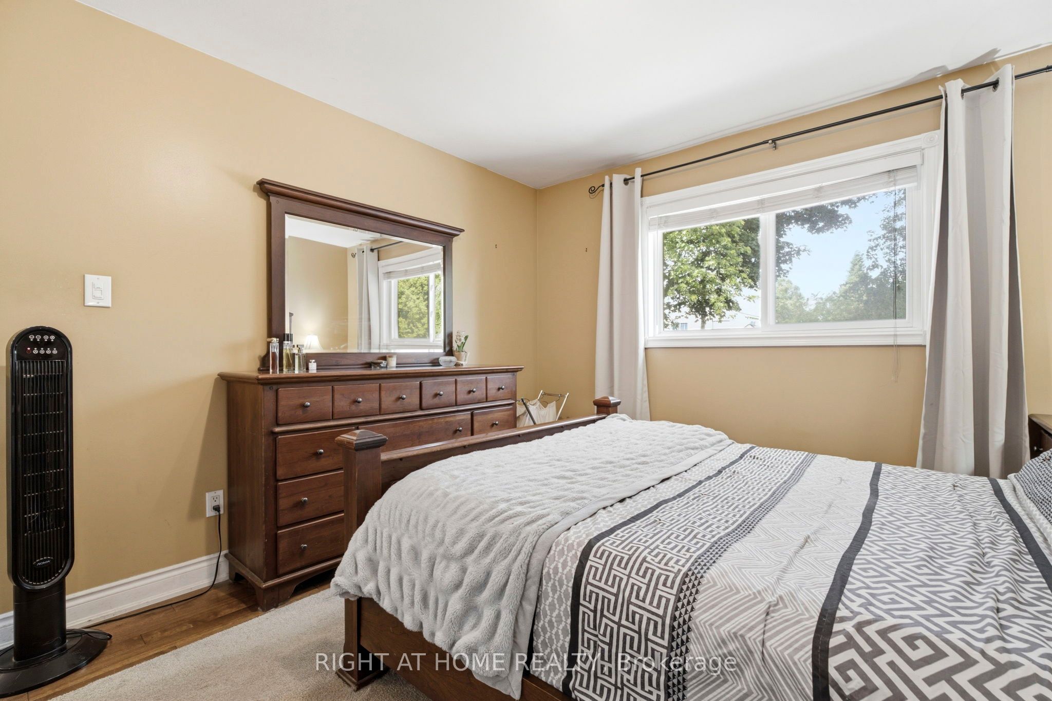33 Benson Avenue Property Photo 23