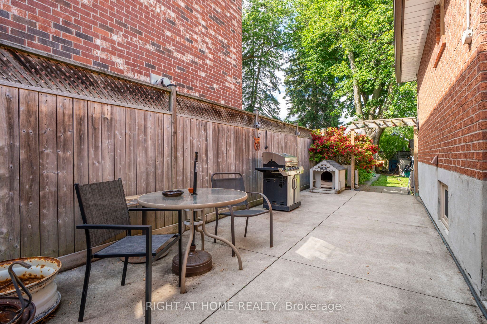 33 Benson Avenue Property Photo 42