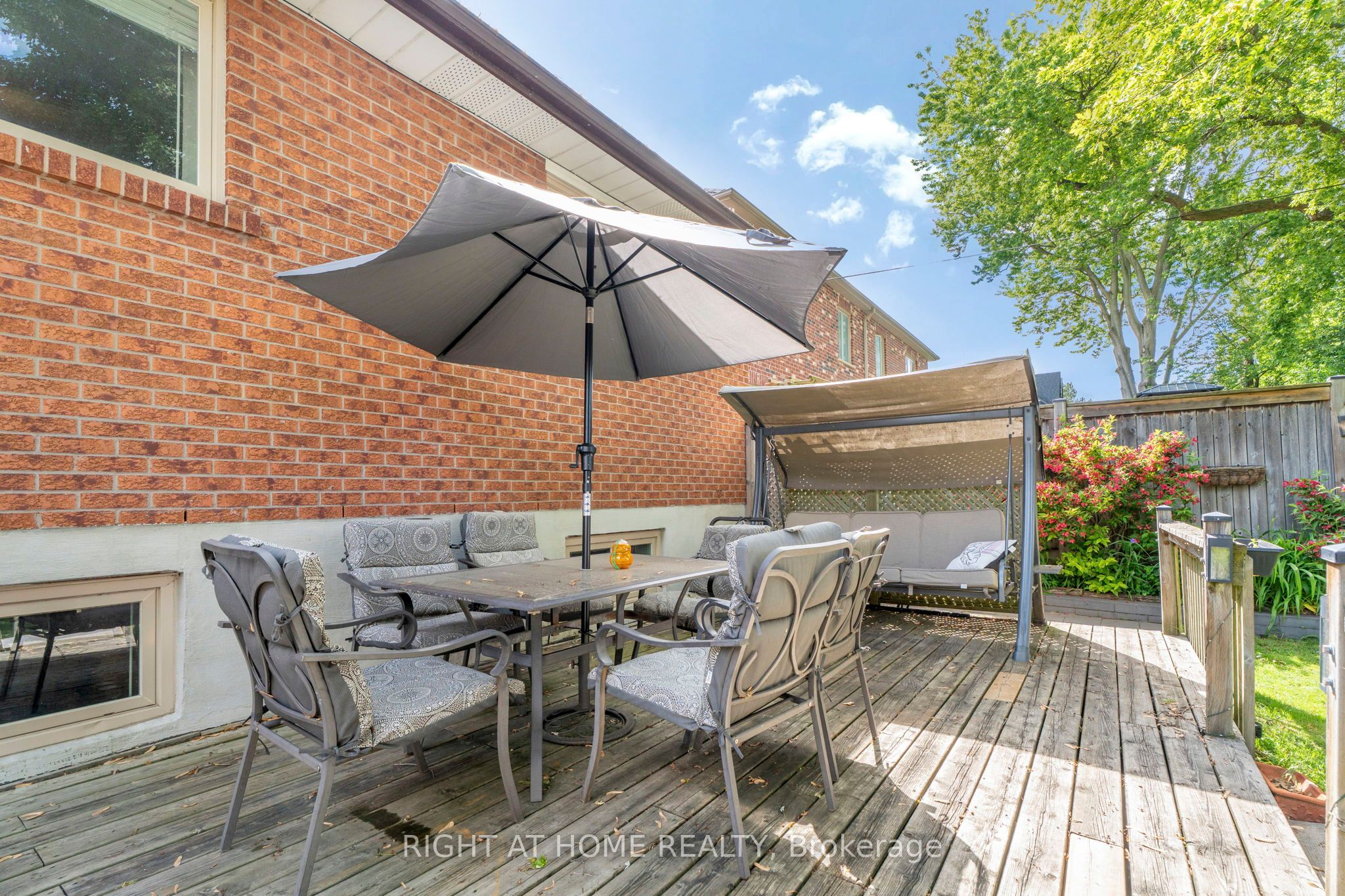 33 Benson Avenue Property Photo 45