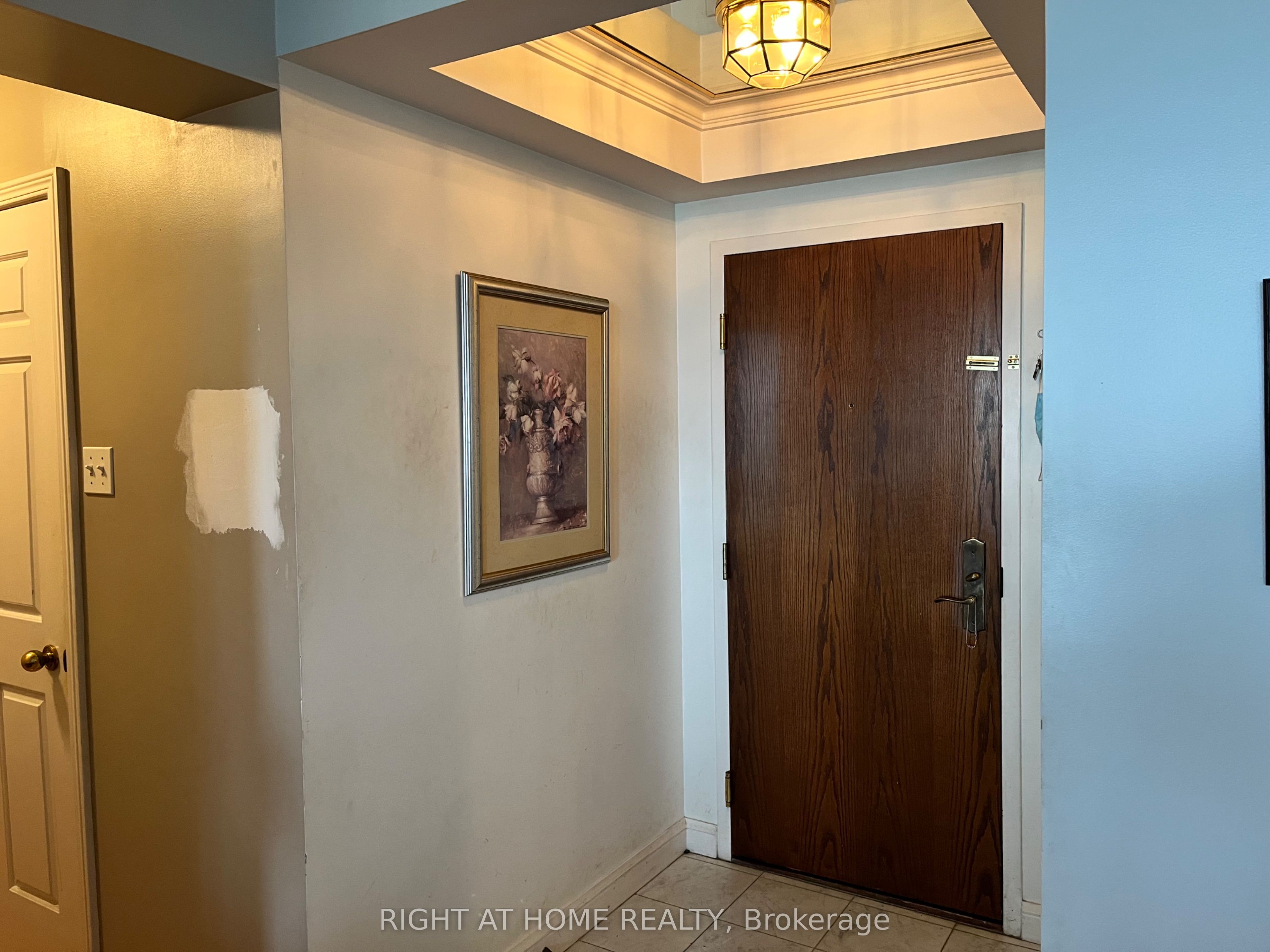 24 Hanover Road 1507 Property Photo 12