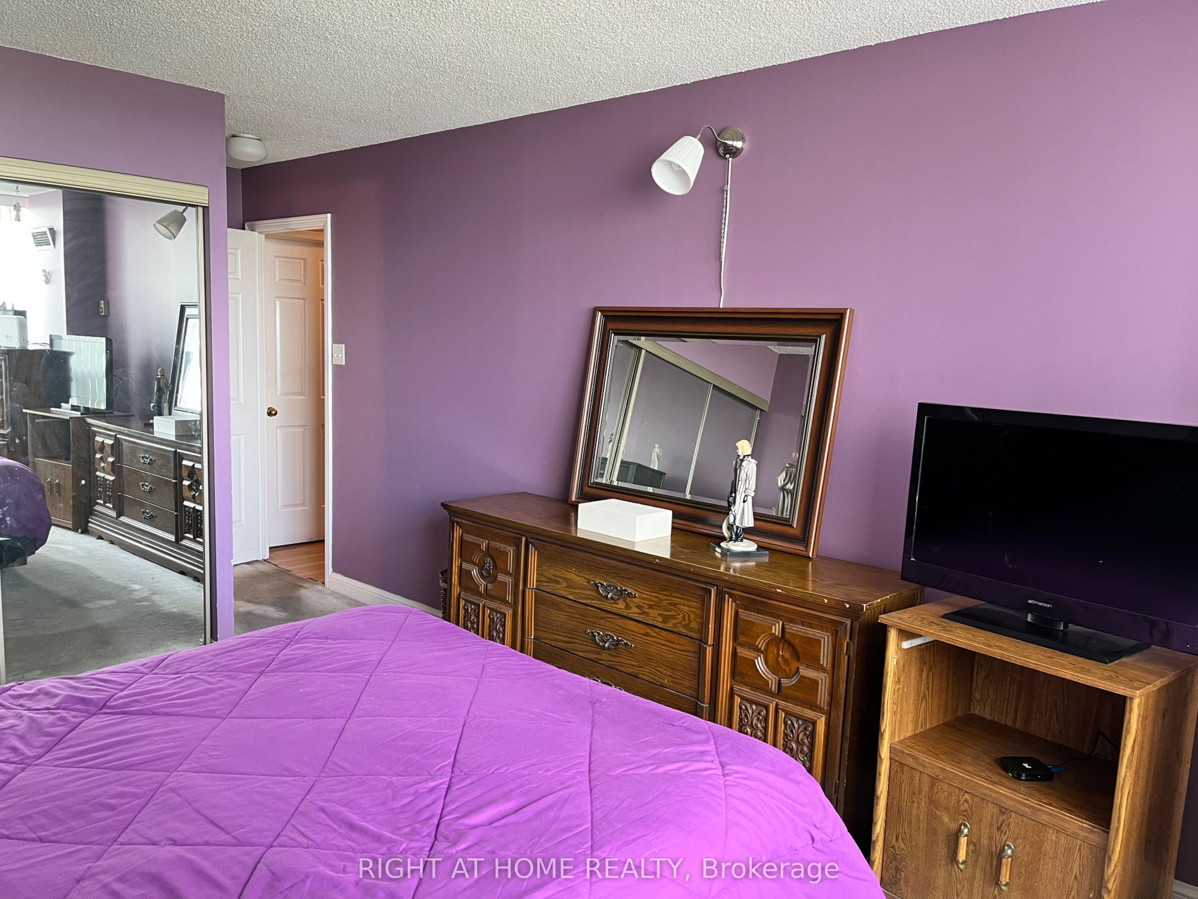 24 Hanover Road 1507 Property Photo 15