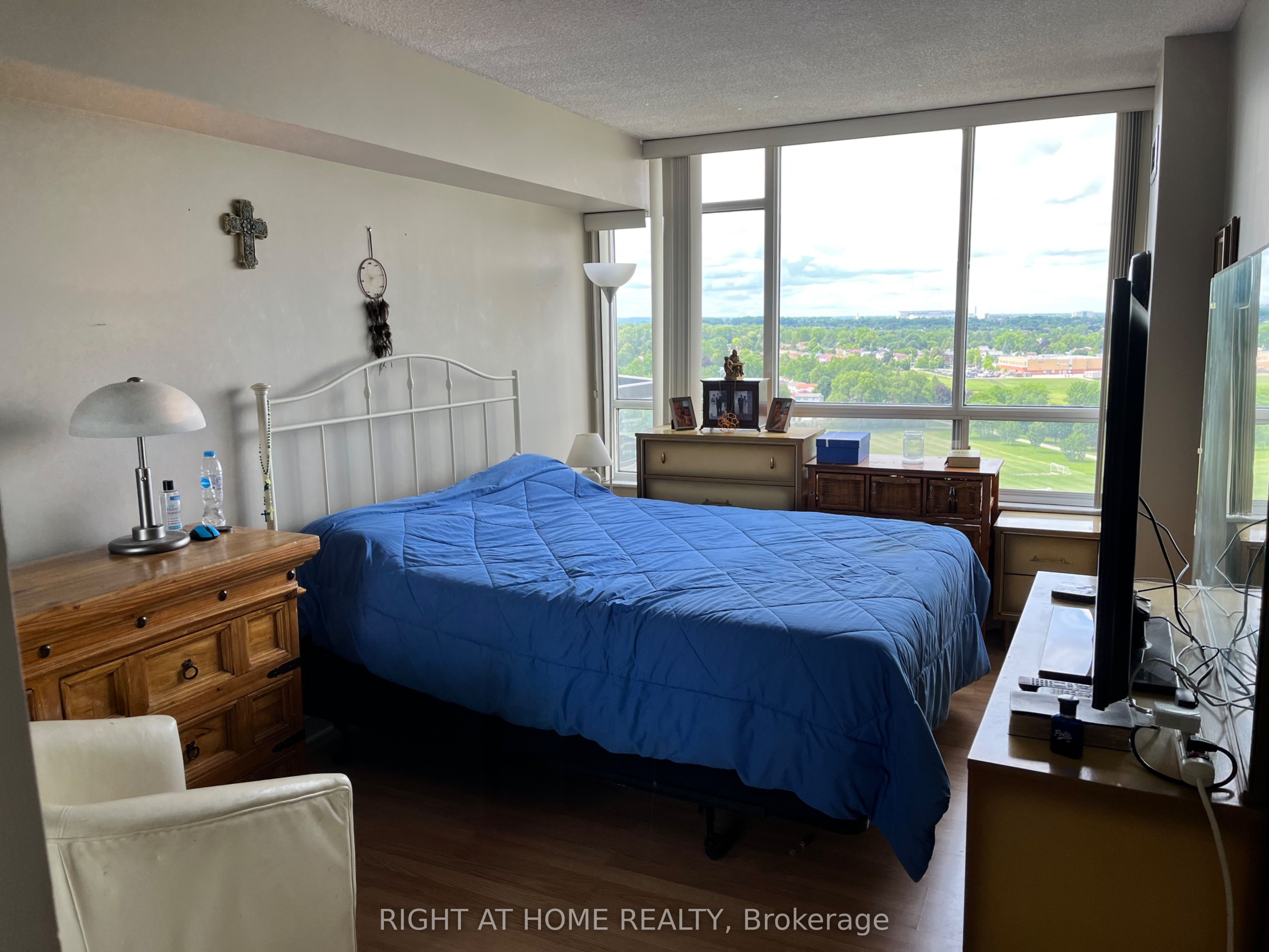 24 Hanover Road 1507 Property Photo 17