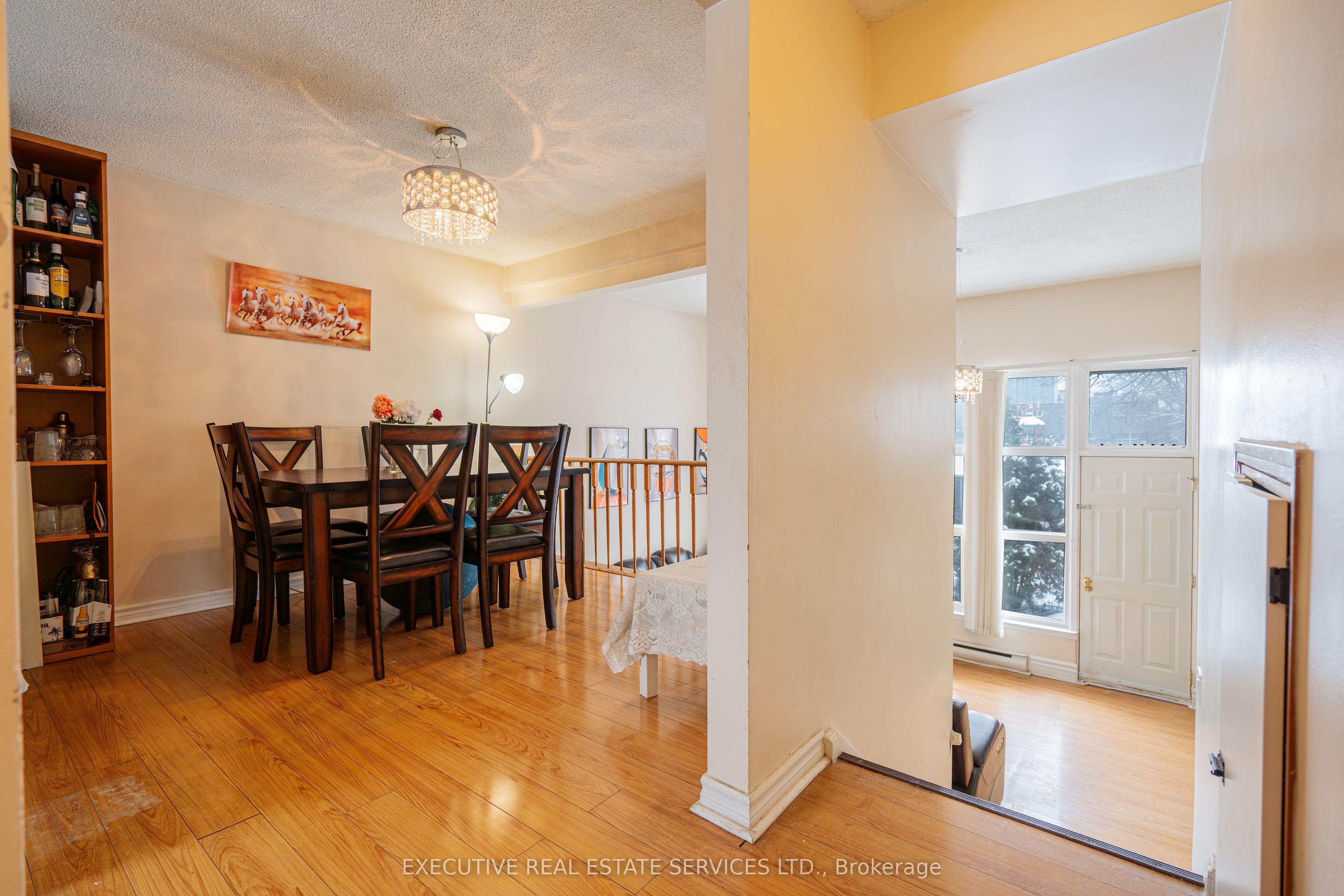 25 Briar Path Property Photo 10