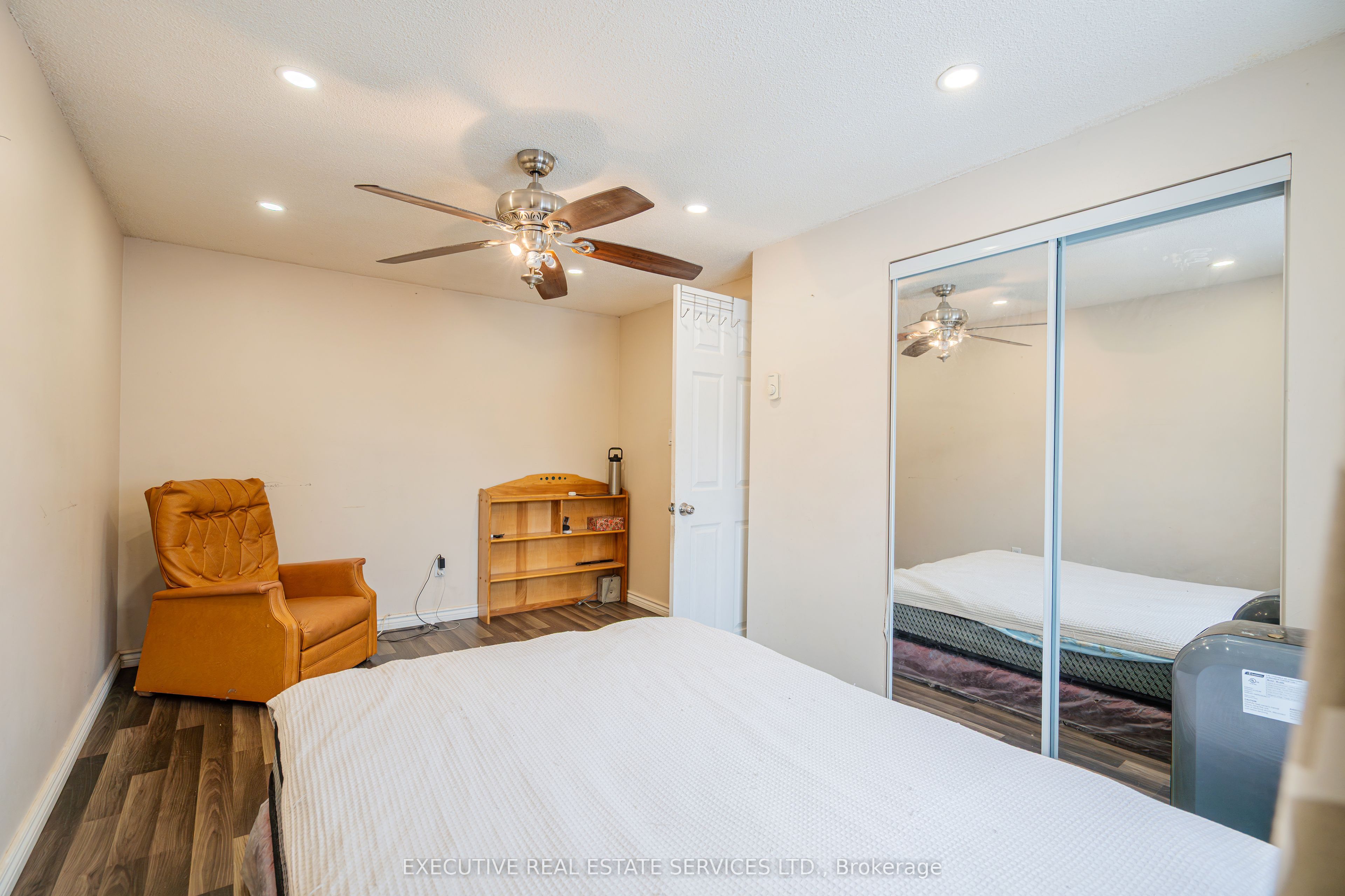 25 Briar Path Property Photo 14