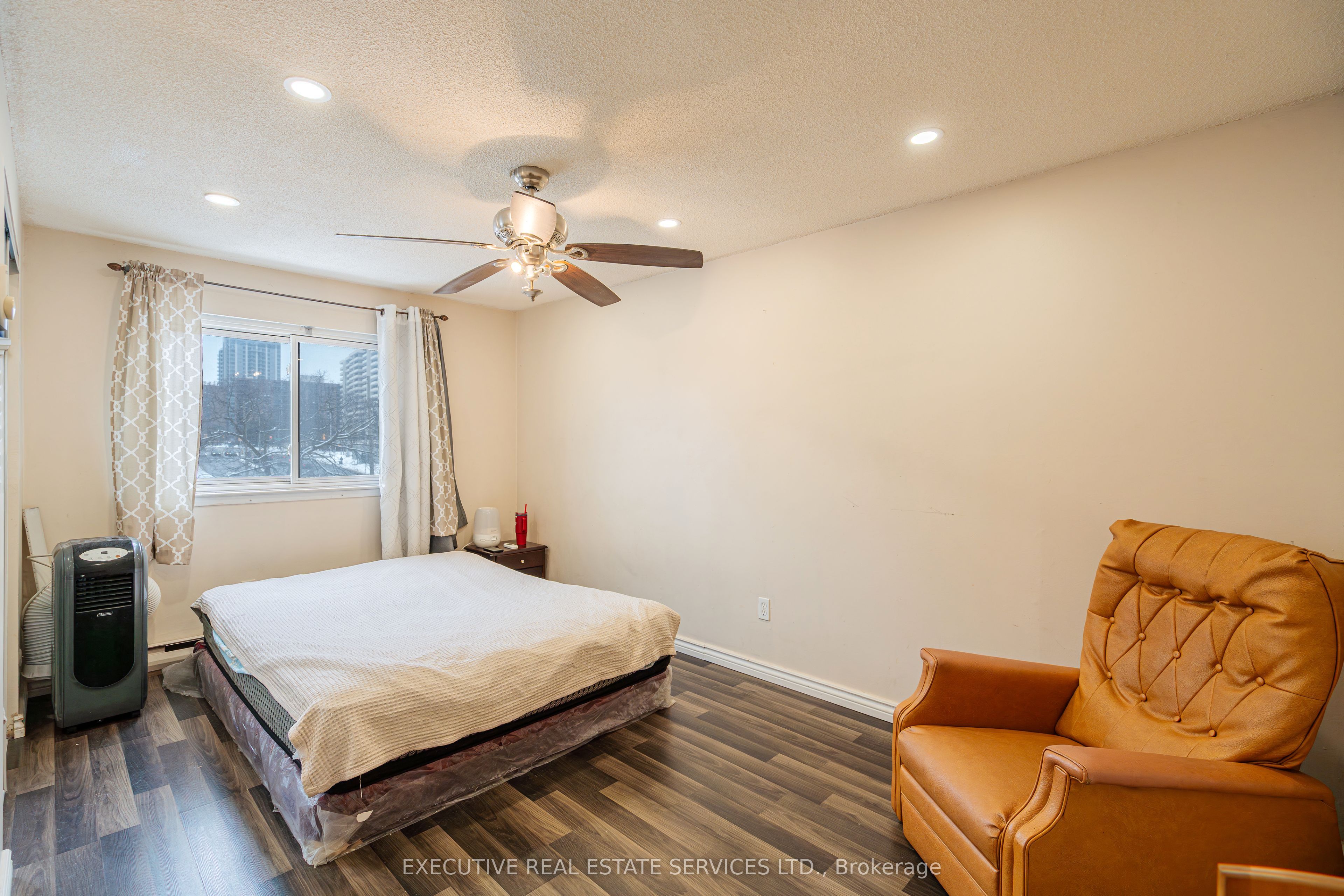 25 Briar Path Property Photo 15