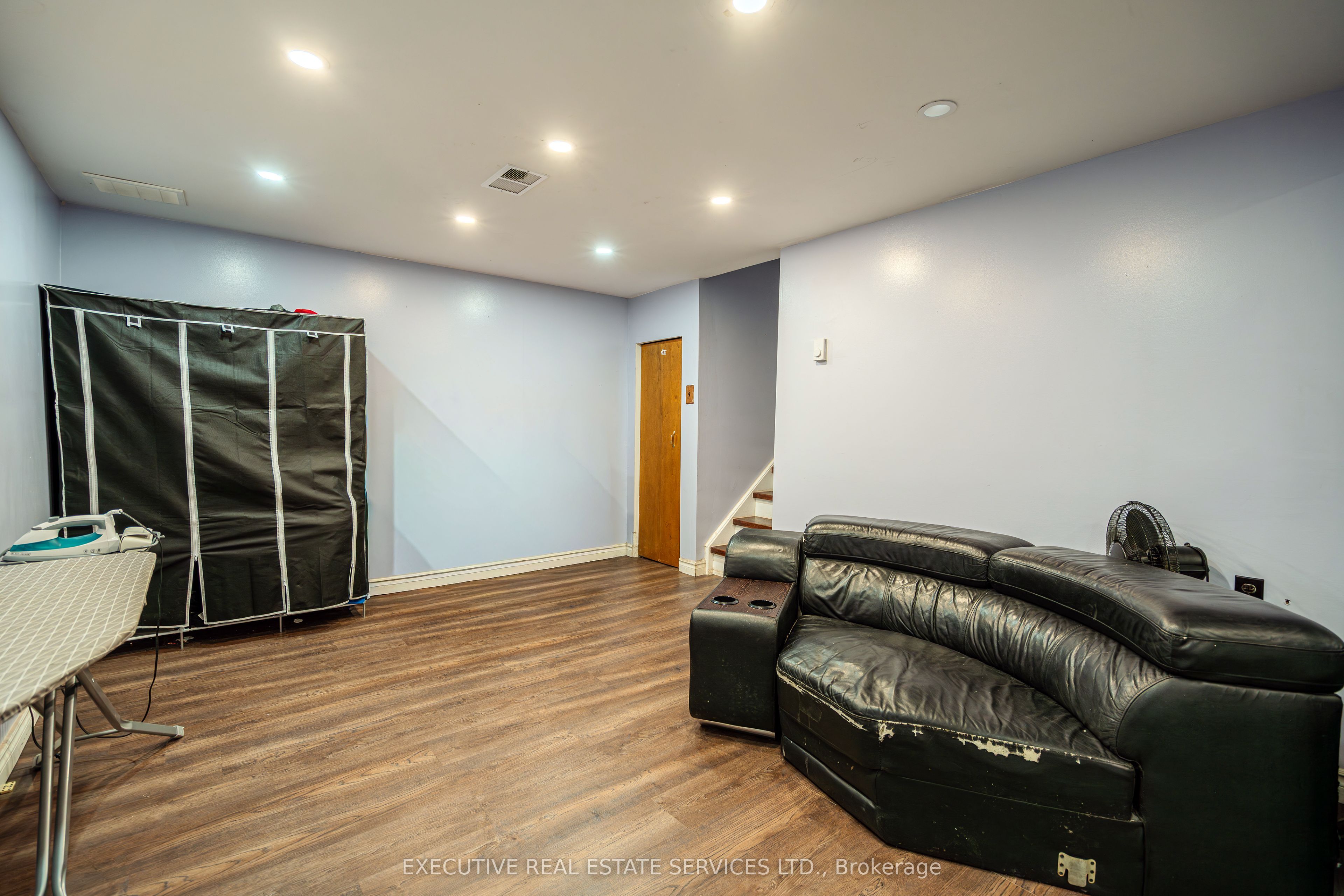 25 Briar Path Property Photo 19