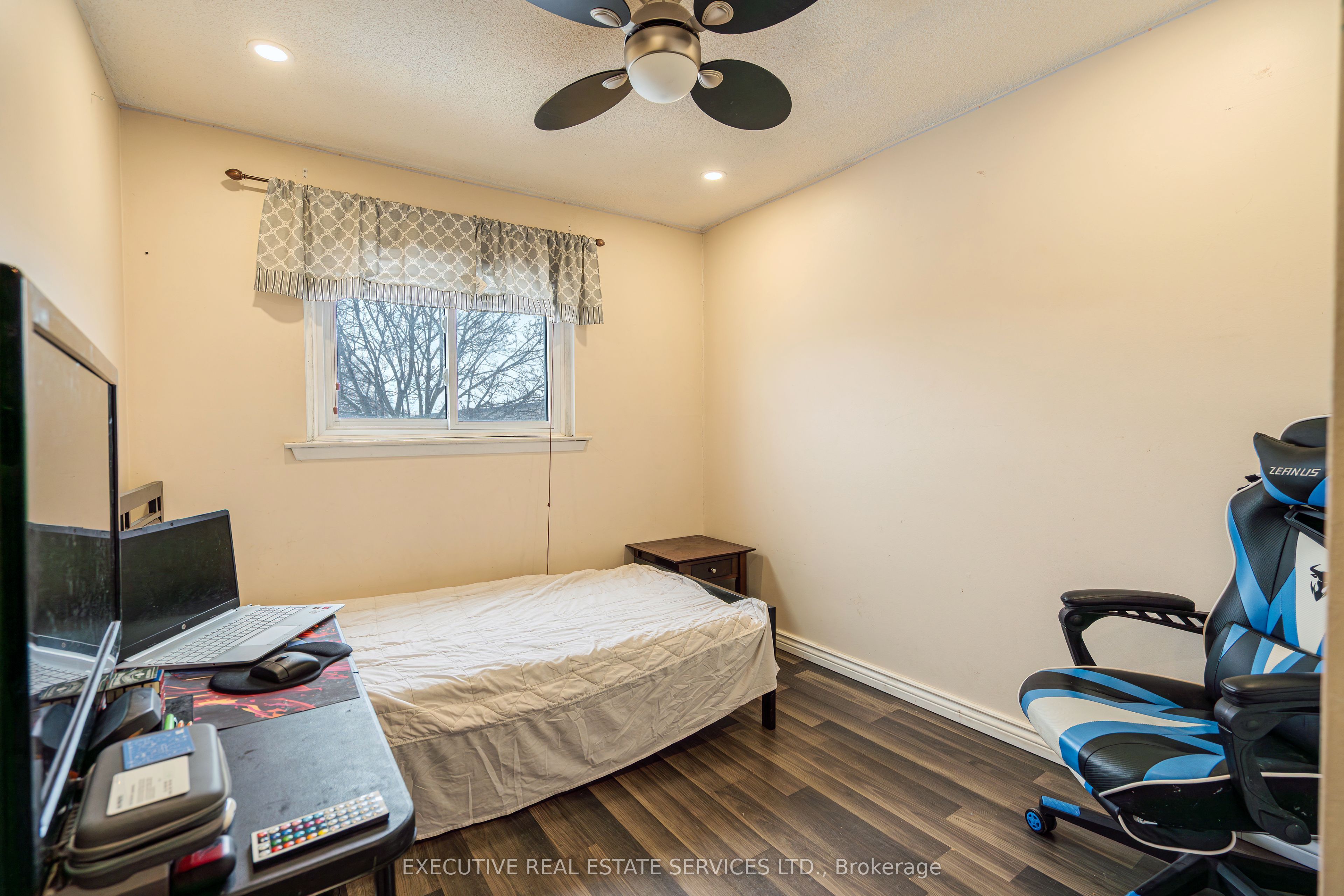 25 Briar Path Property Photo 23