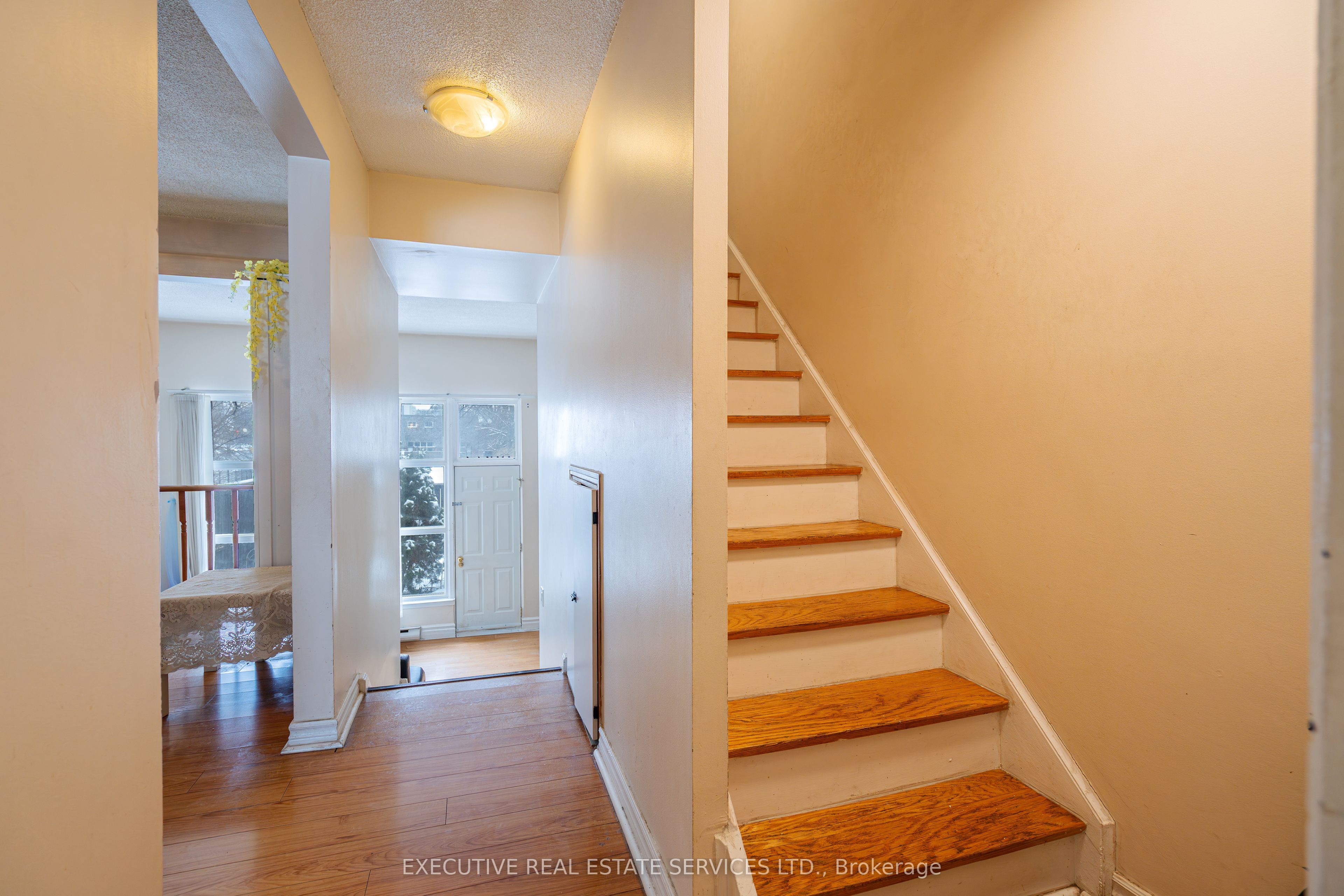 25 Briar Path Property Photo 24