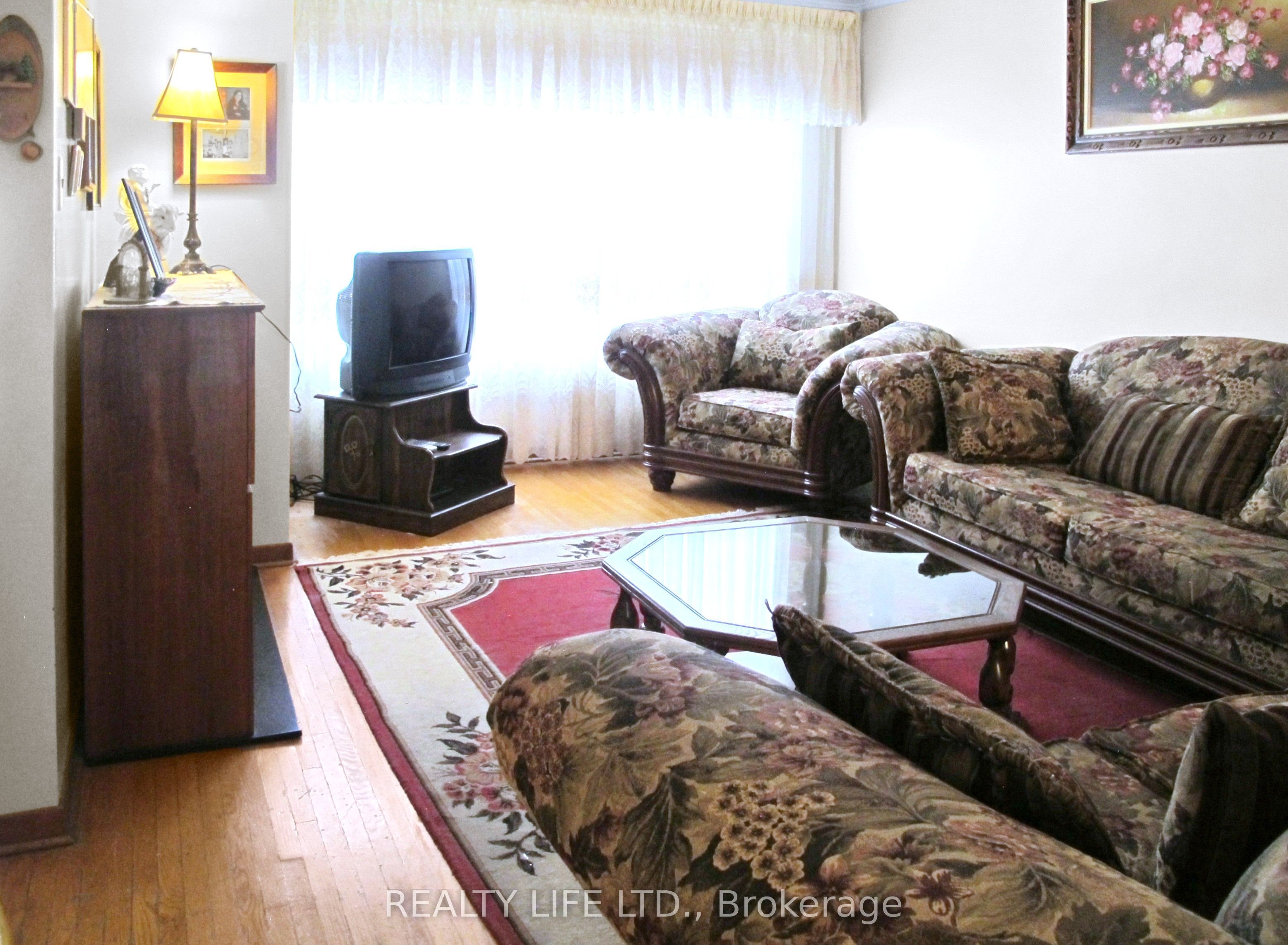 61 Cameron Avenue Property Photo 8