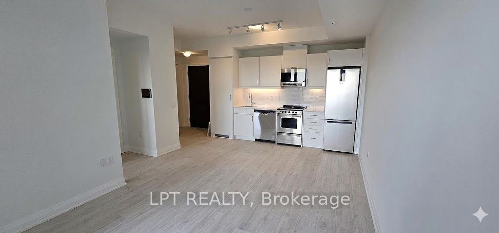 412 Silver Maple Road 301 Property Photo 4