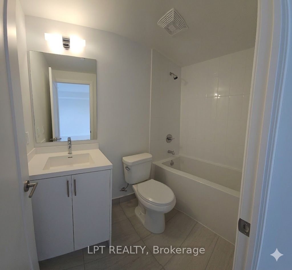 412 Silver Maple Road 301 Property Photo 10