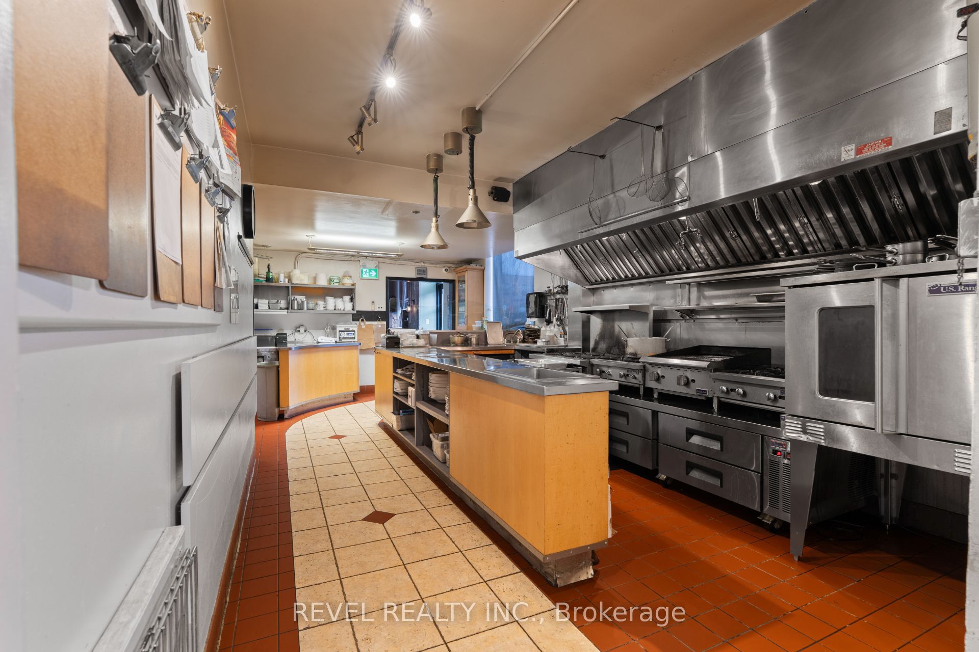 199 Broadway Property Photo 23