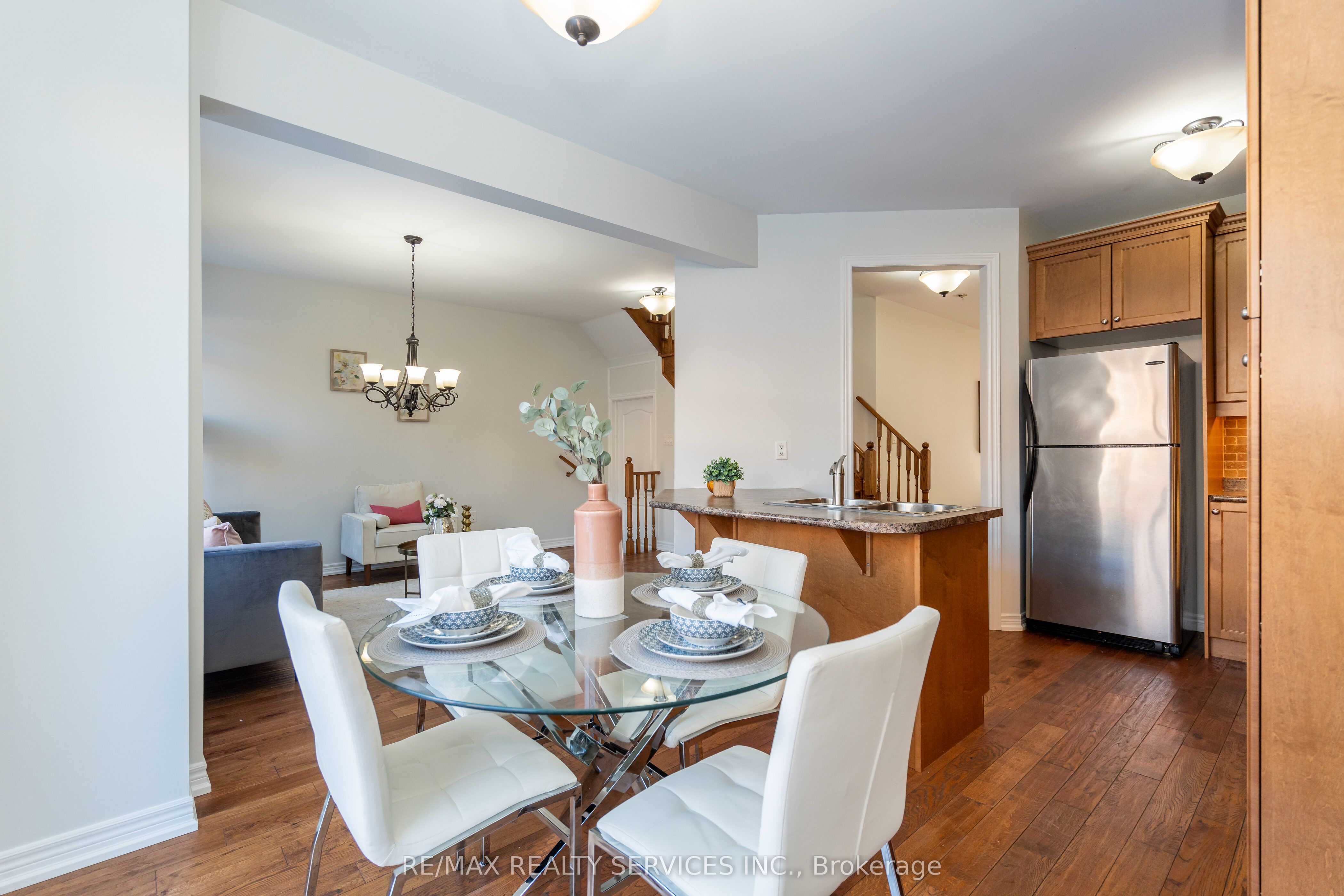 112 Amaranth Crescent Property Photo 10